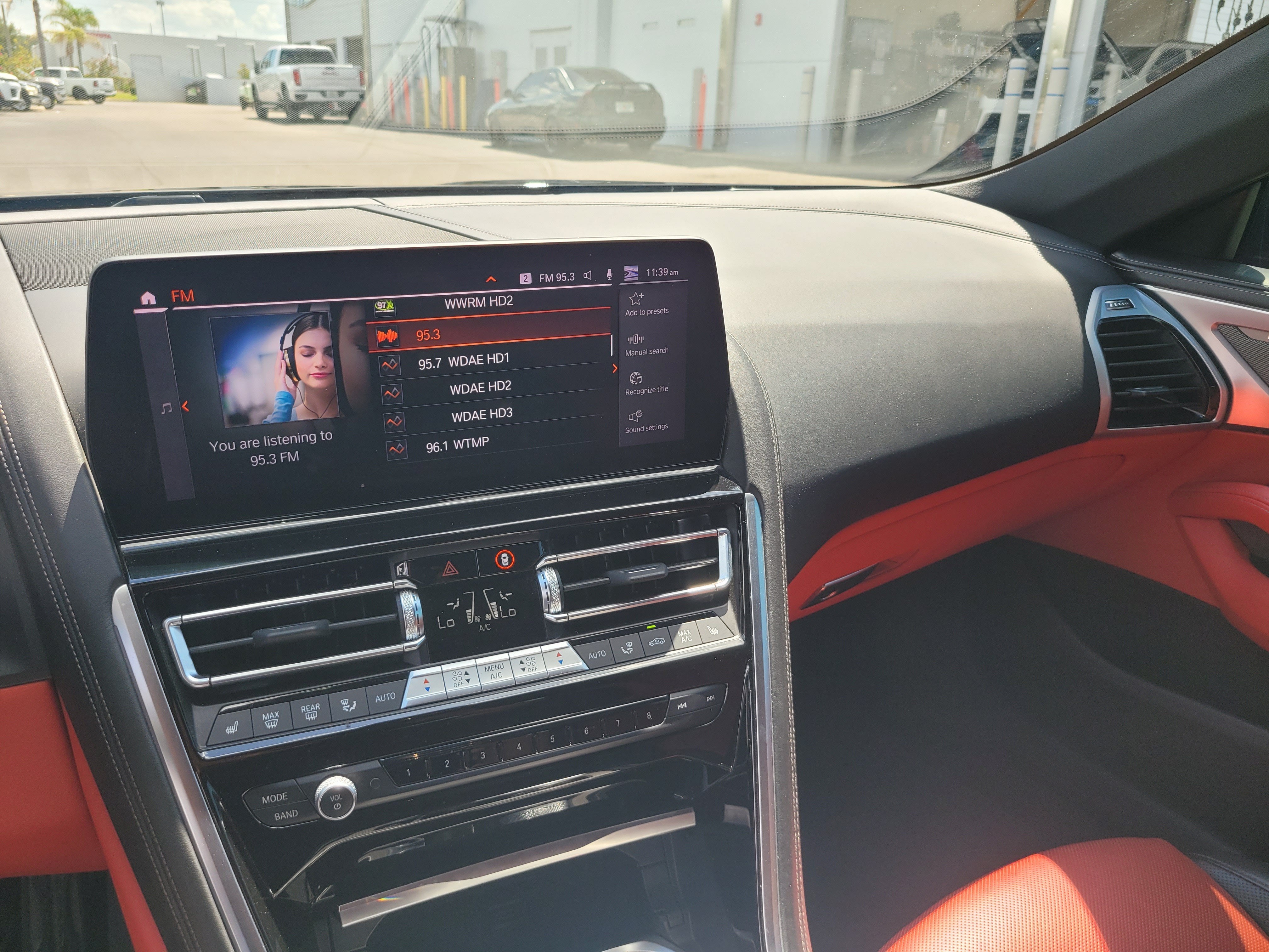 2025 BMW 8 Series 840i