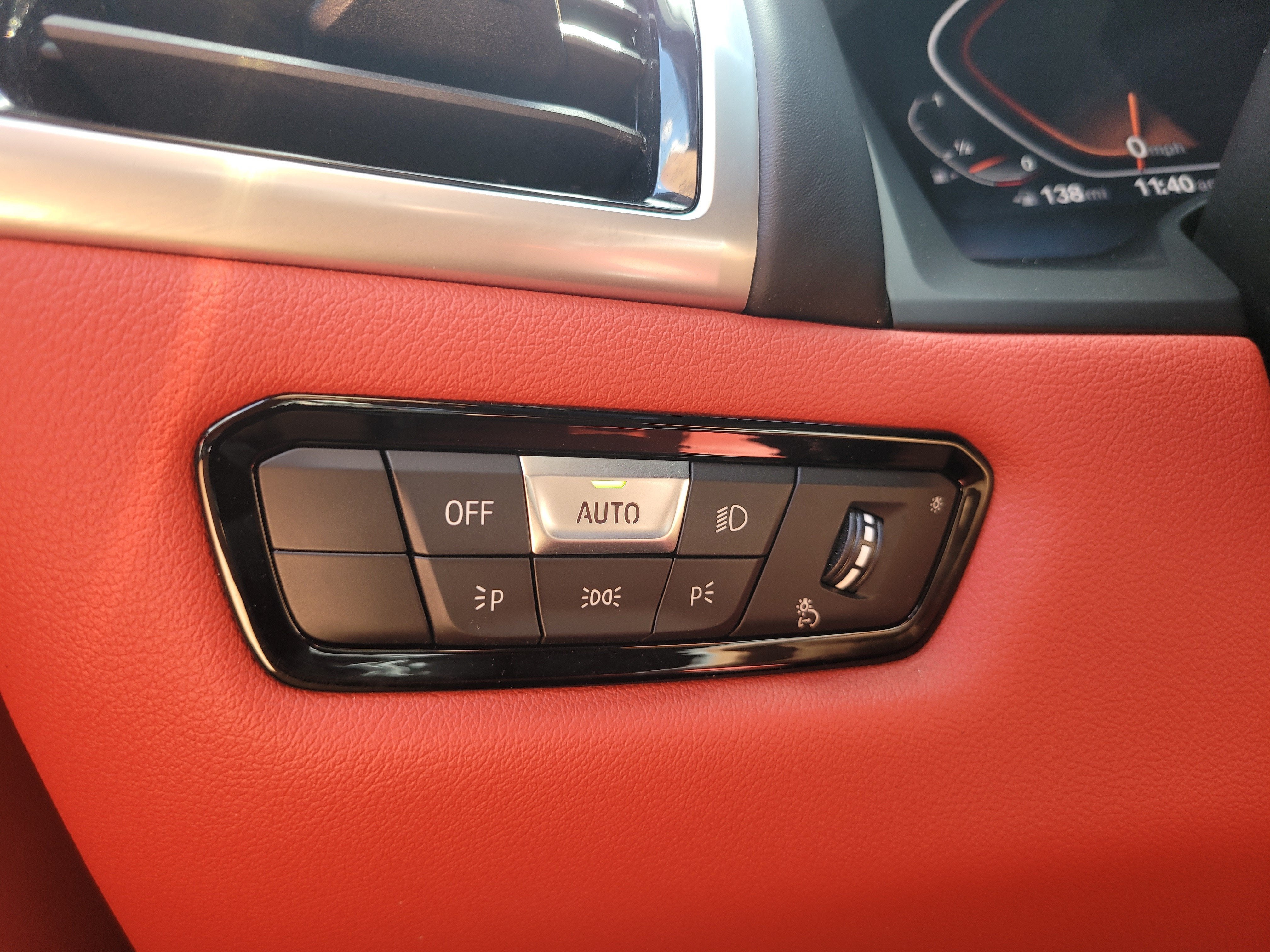 2025 BMW 8 Series 840i