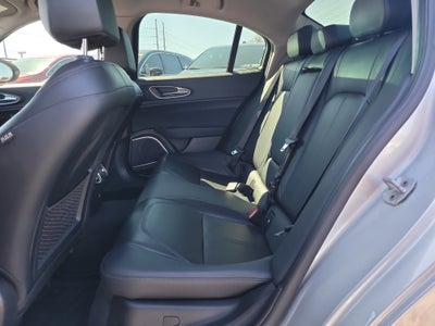 2021 Alfa Romeo Giulia Base