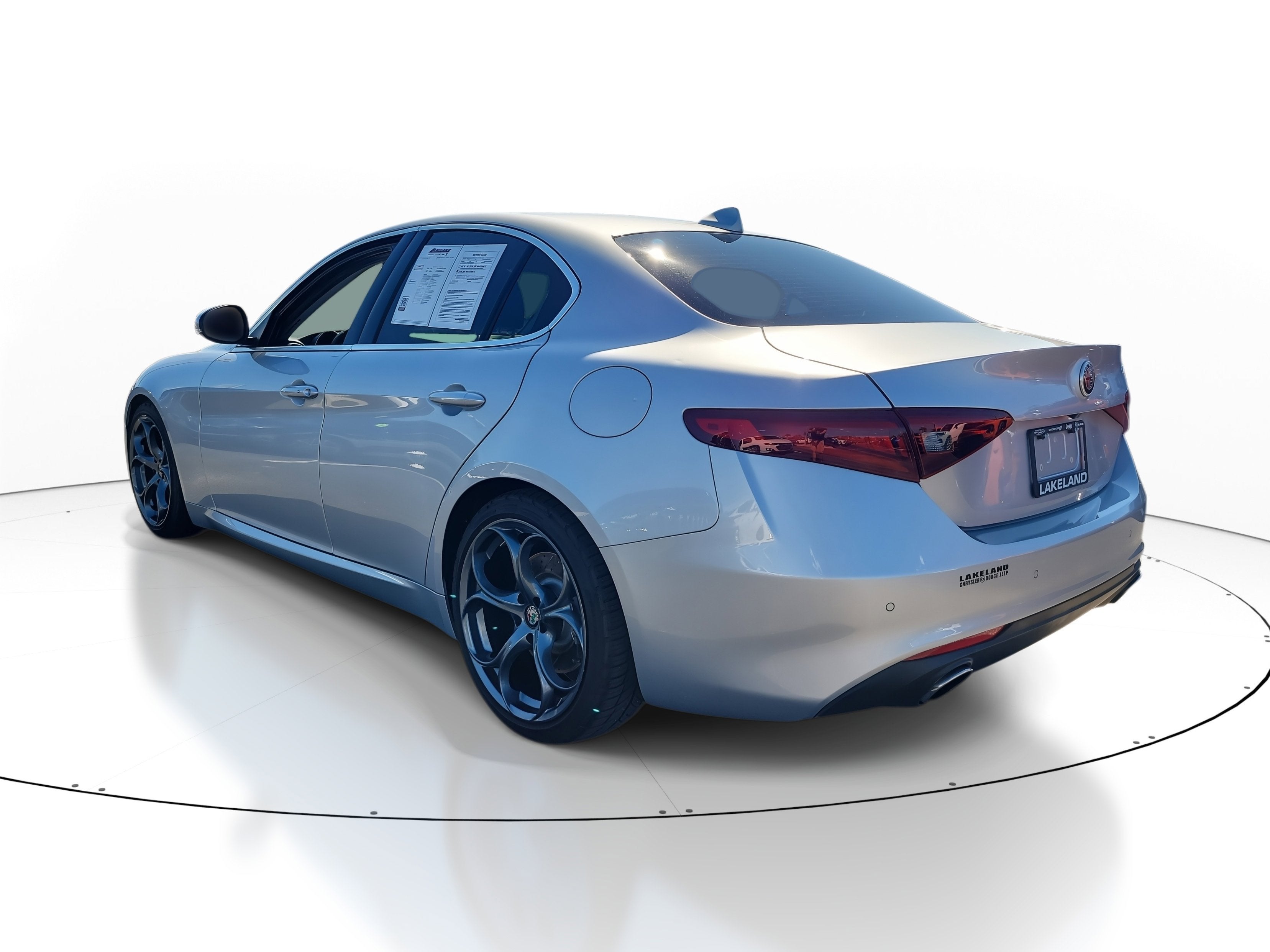 2021 Alfa Romeo Giulia Base