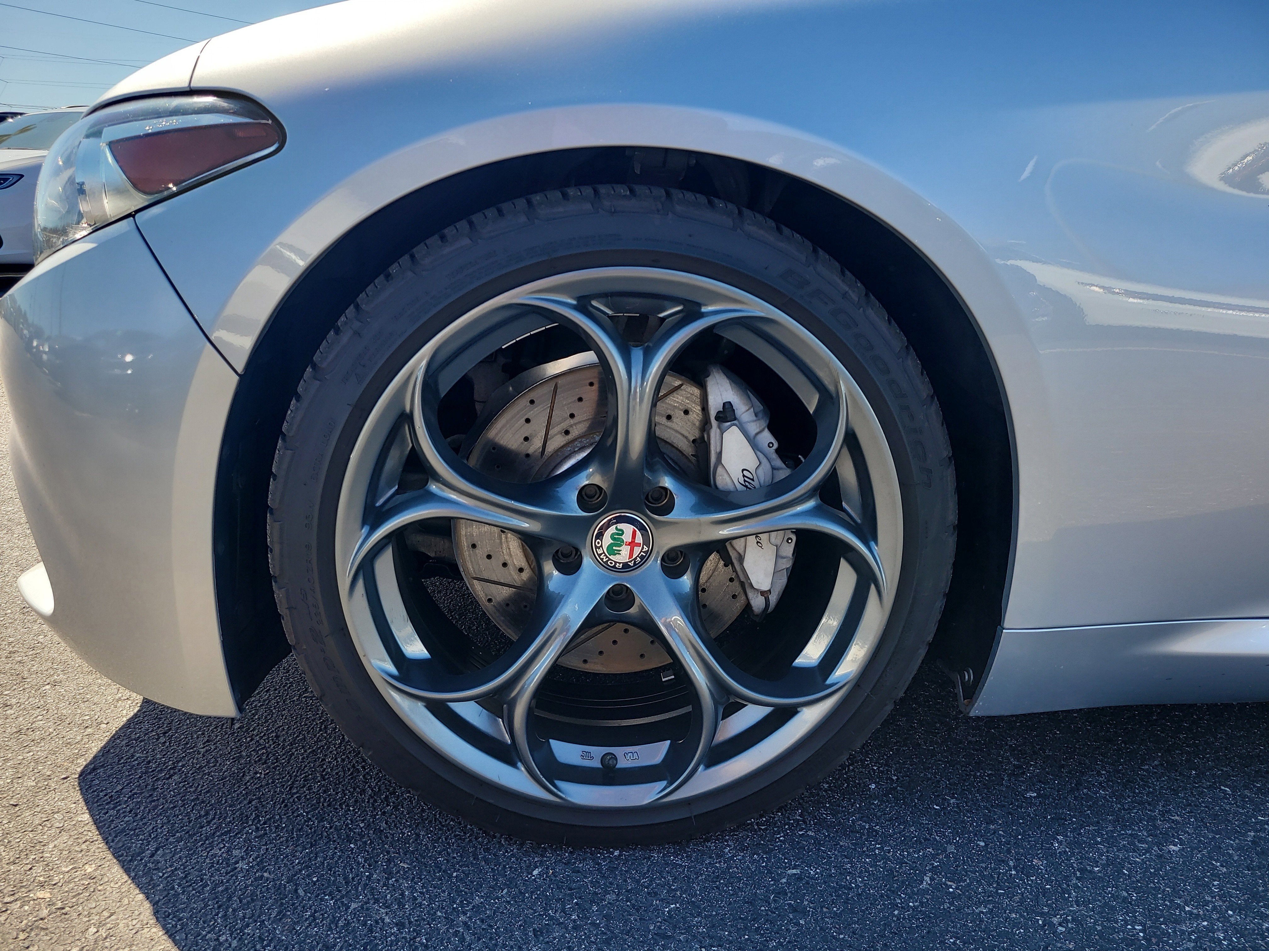 2021 Alfa Romeo Giulia Base