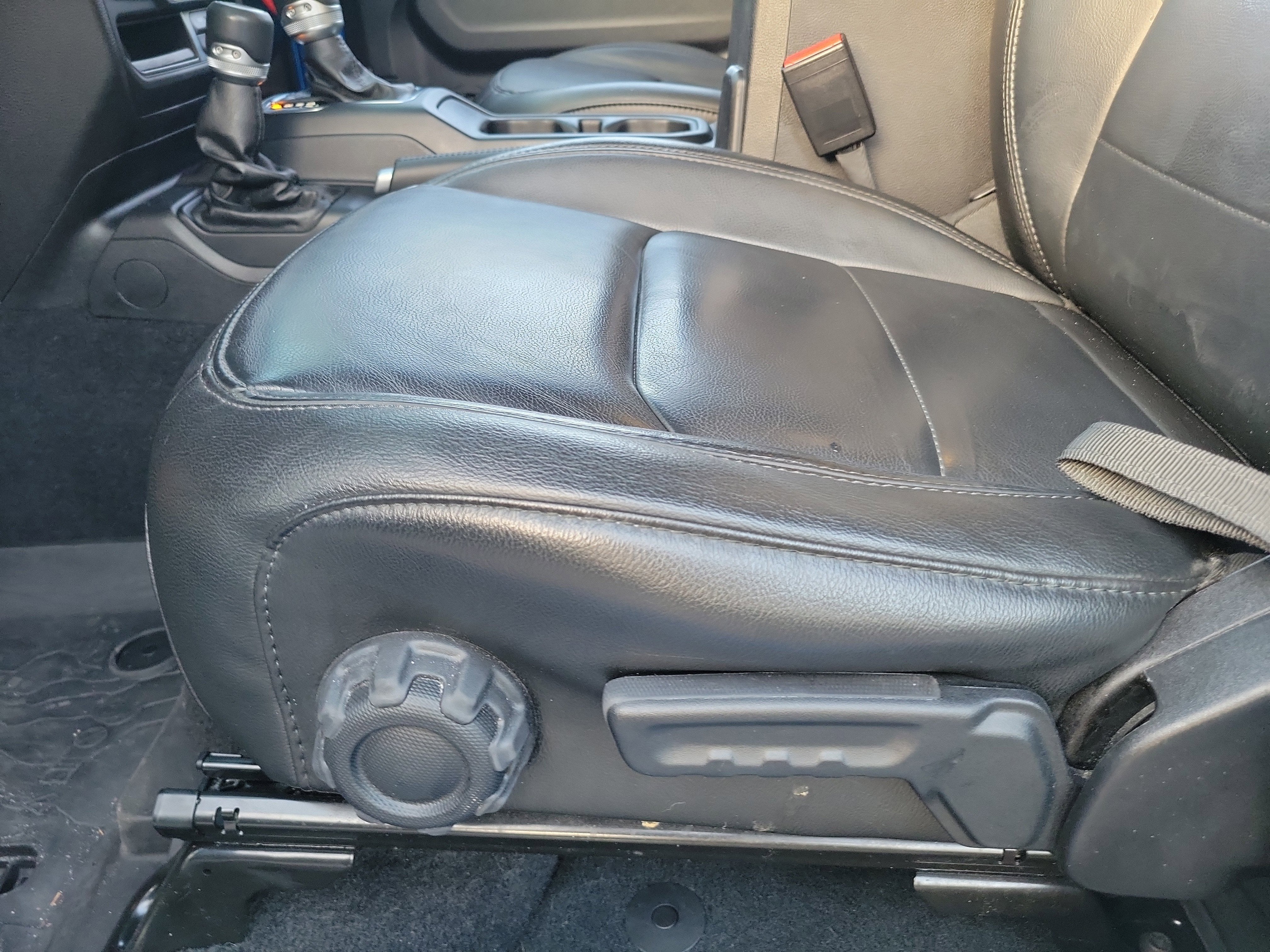 2022 Jeep Wrangler Unlimited Sahara Altitude