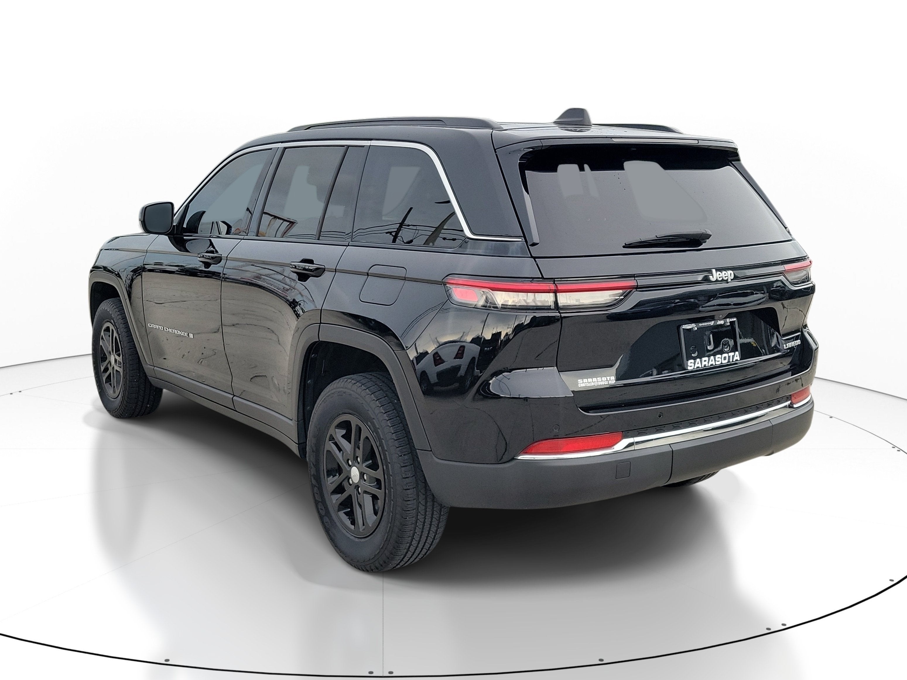 2024 Jeep Grand Cherokee Laredo