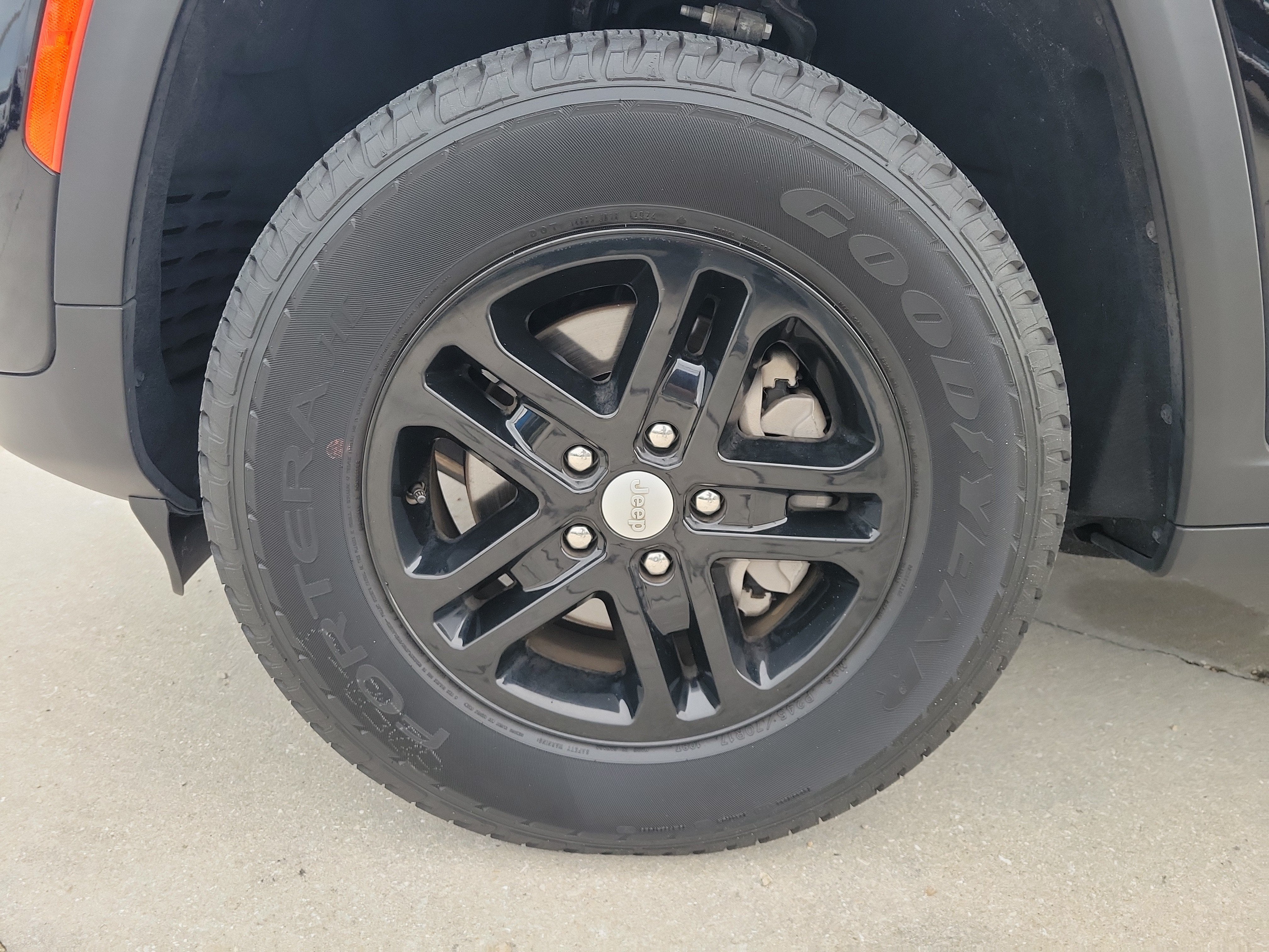 2024 Jeep Grand Cherokee Laredo