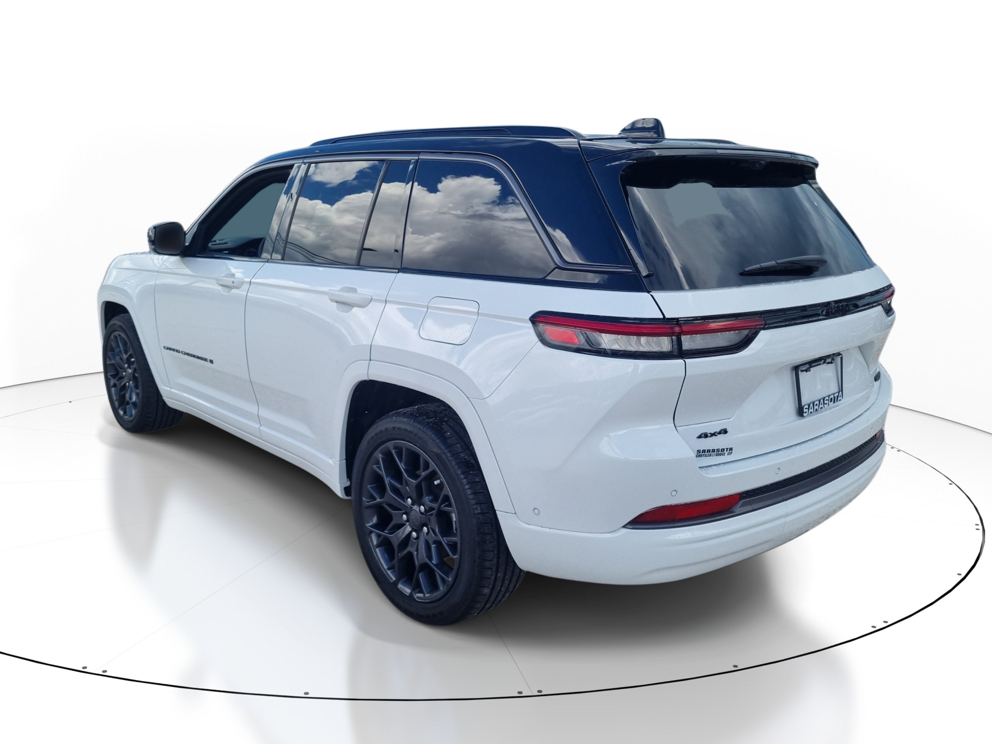2026 Jeep Grand Cherokee Summit