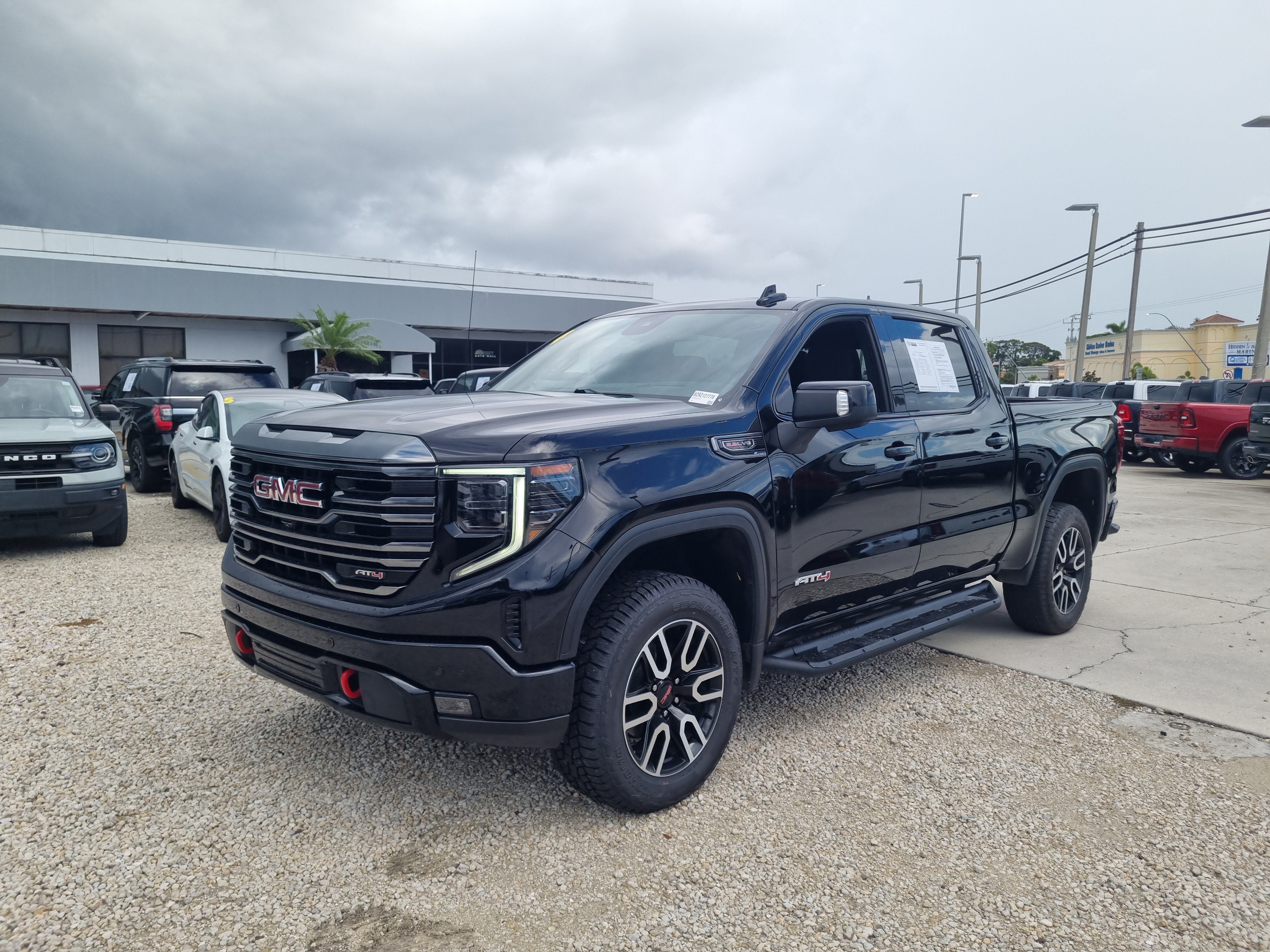 2024 GMC Sierra 1500 AT4