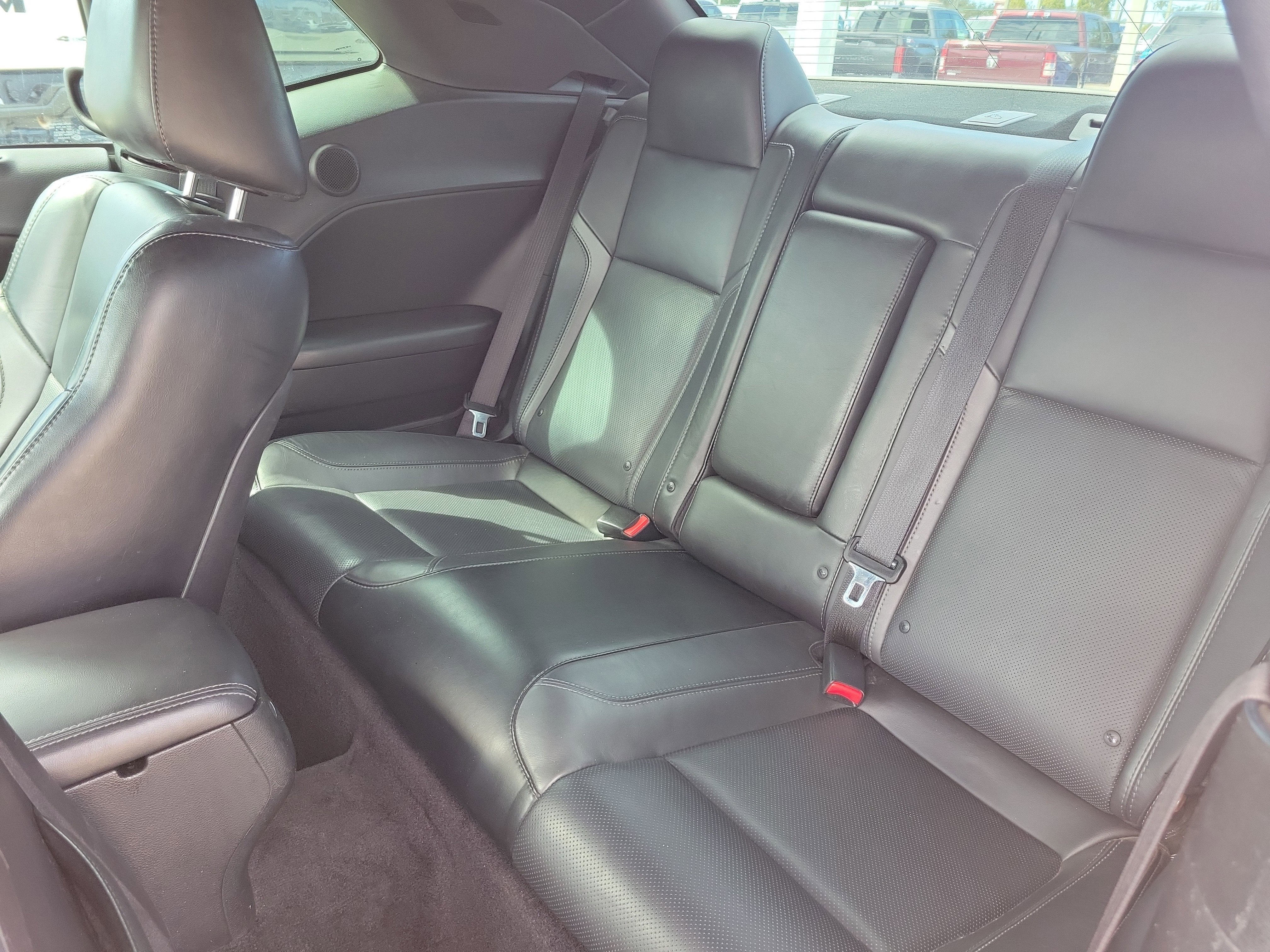 2017 Dodge Challenger SXT Plus