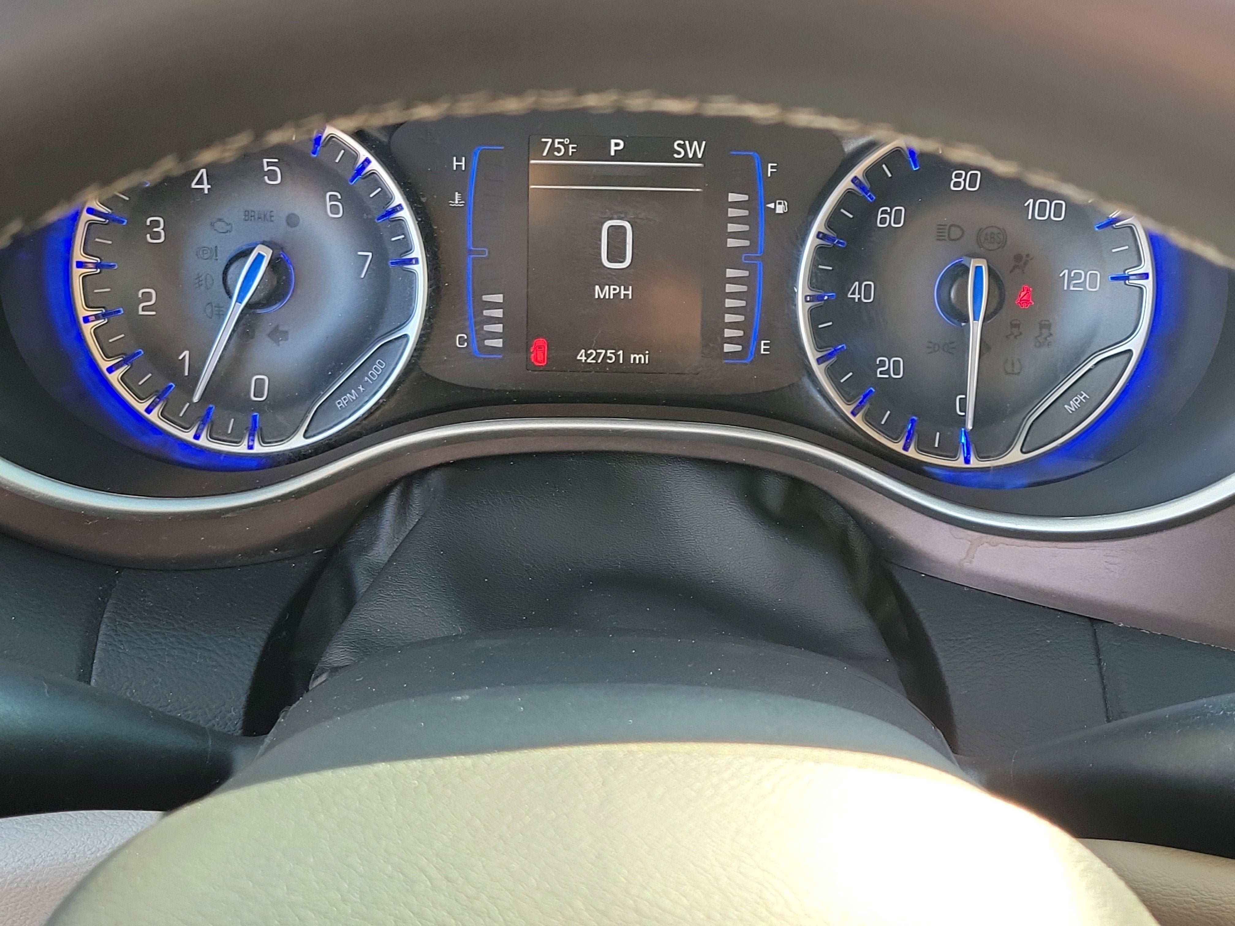 2023 Chrysler Voyager LX