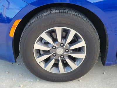 2020 Chrysler Pacifica Touring L Plus