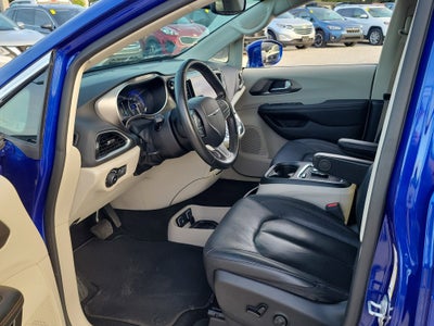 2020 Chrysler Pacifica Touring L Plus