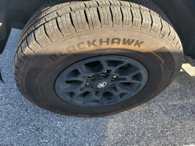 2022 Toyota Tacoma 2WD SR5