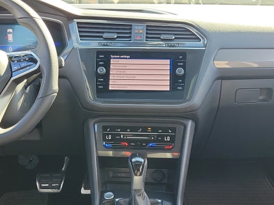 2022 Volkswagen Tiguan SE R-Line Black