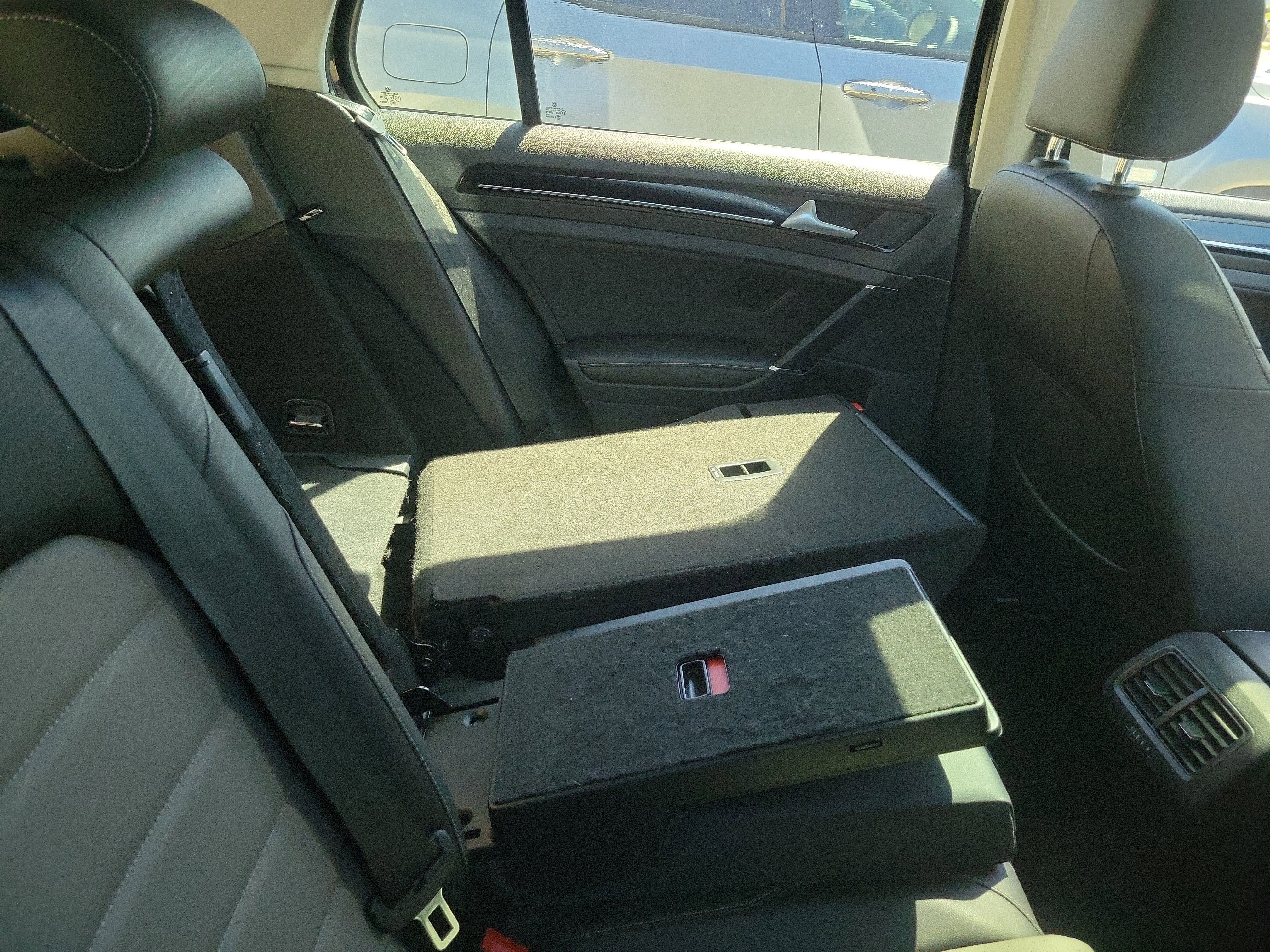 2017 Volkswagen Golf SEL