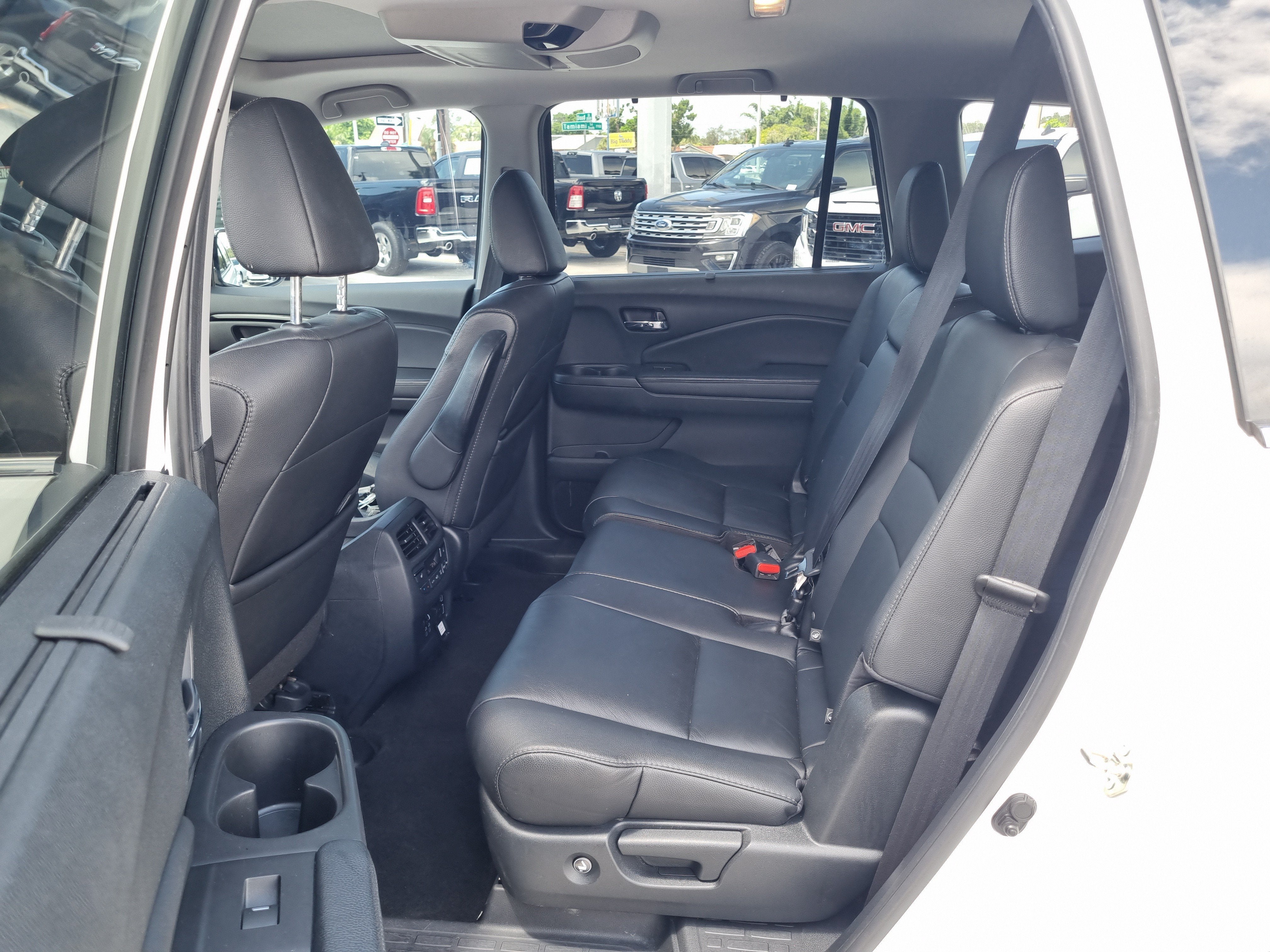 2020 Honda Pilot Touring 8-Passenger