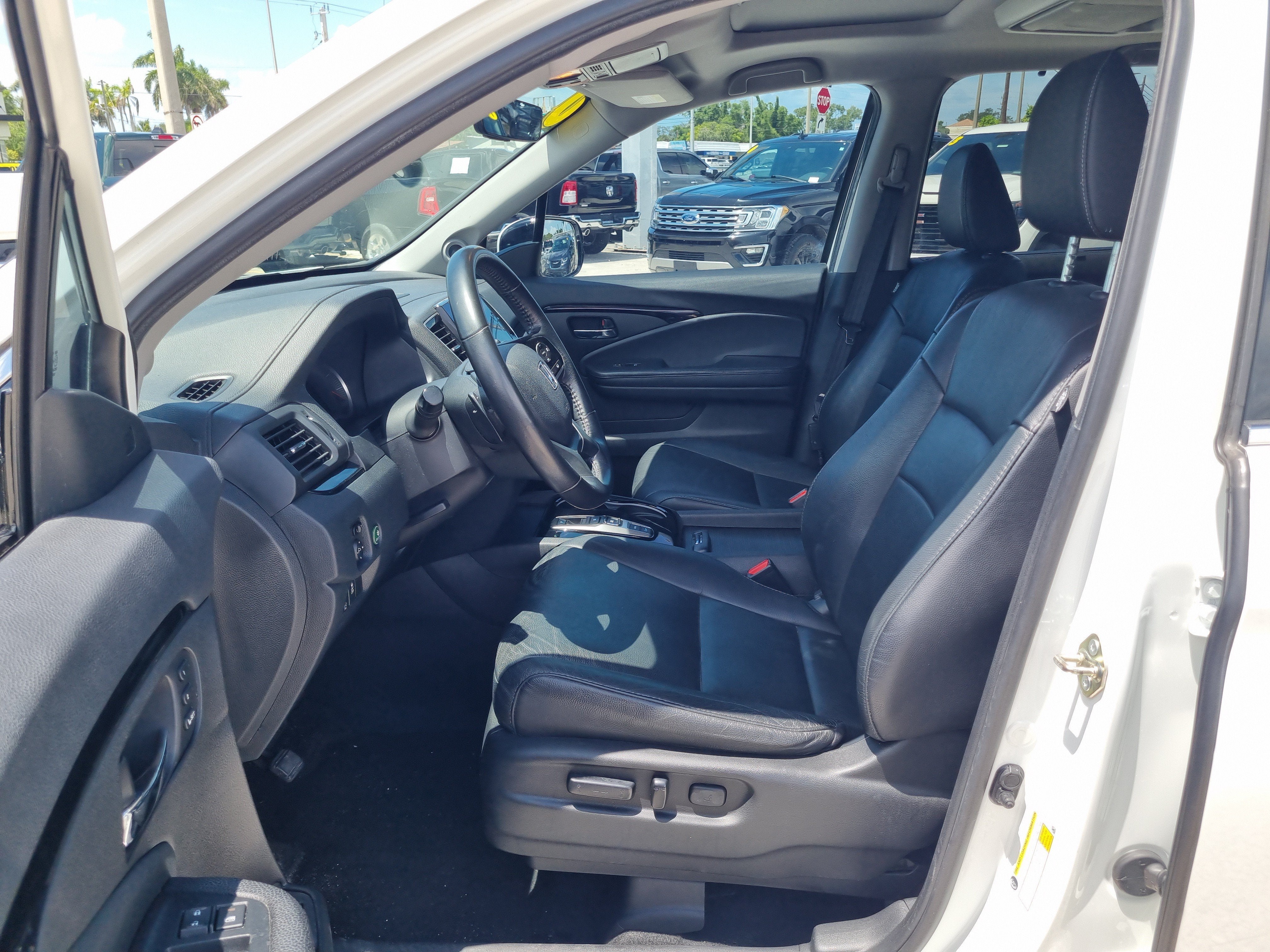 2020 Honda Pilot Touring 8-Passenger