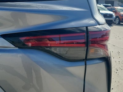 2023 Toyota Sienna XSE