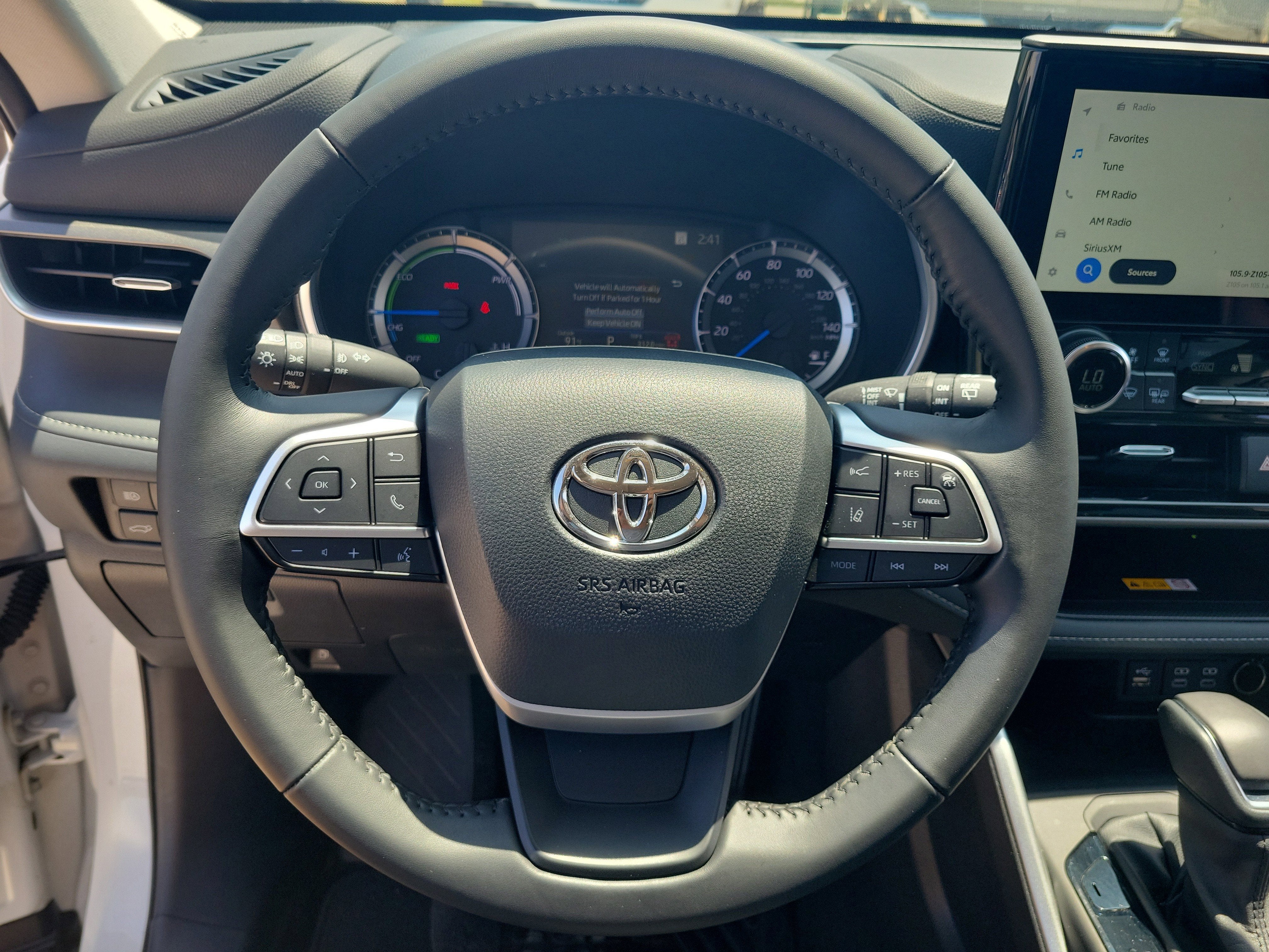 2025 Toyota Highlander Hybrid XLE