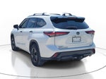 2025 Toyota Highlander Hybrid XLE