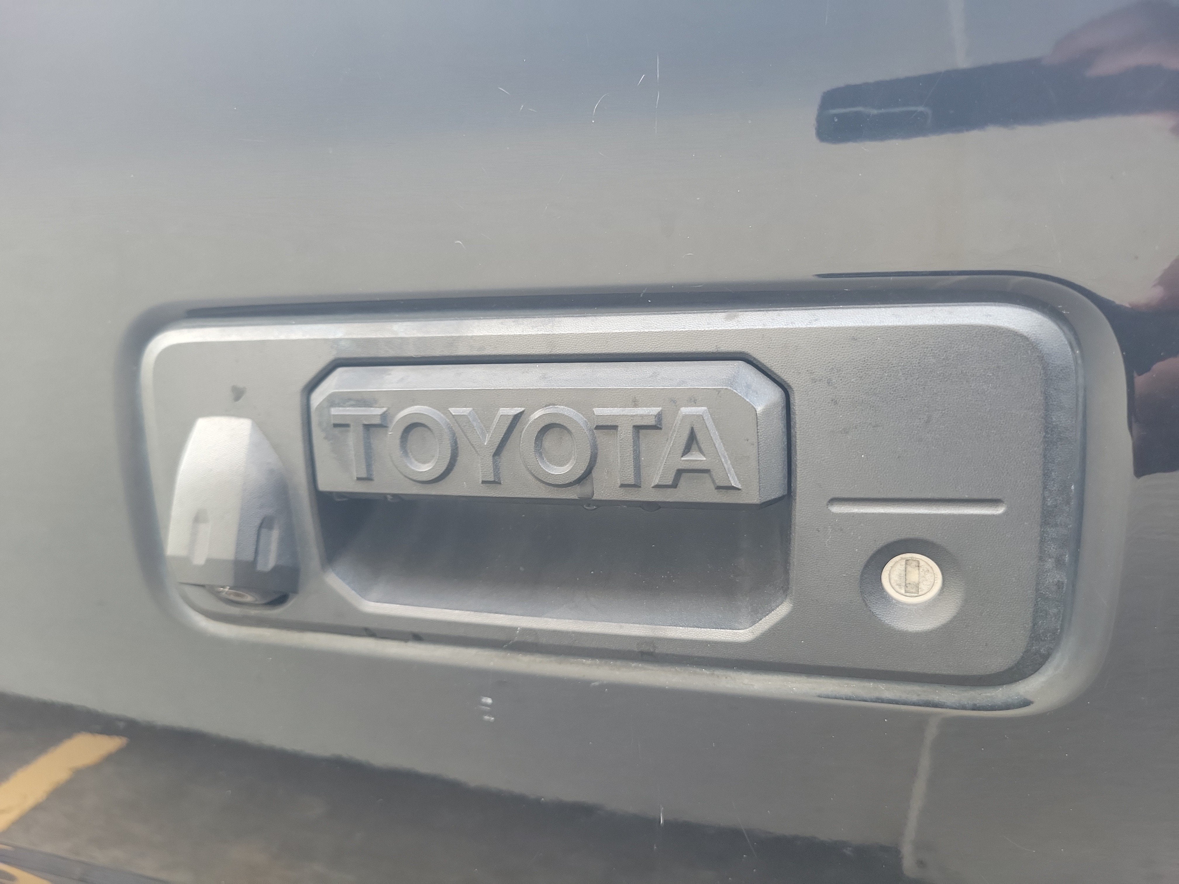 2016 Toyota Tacoma SR