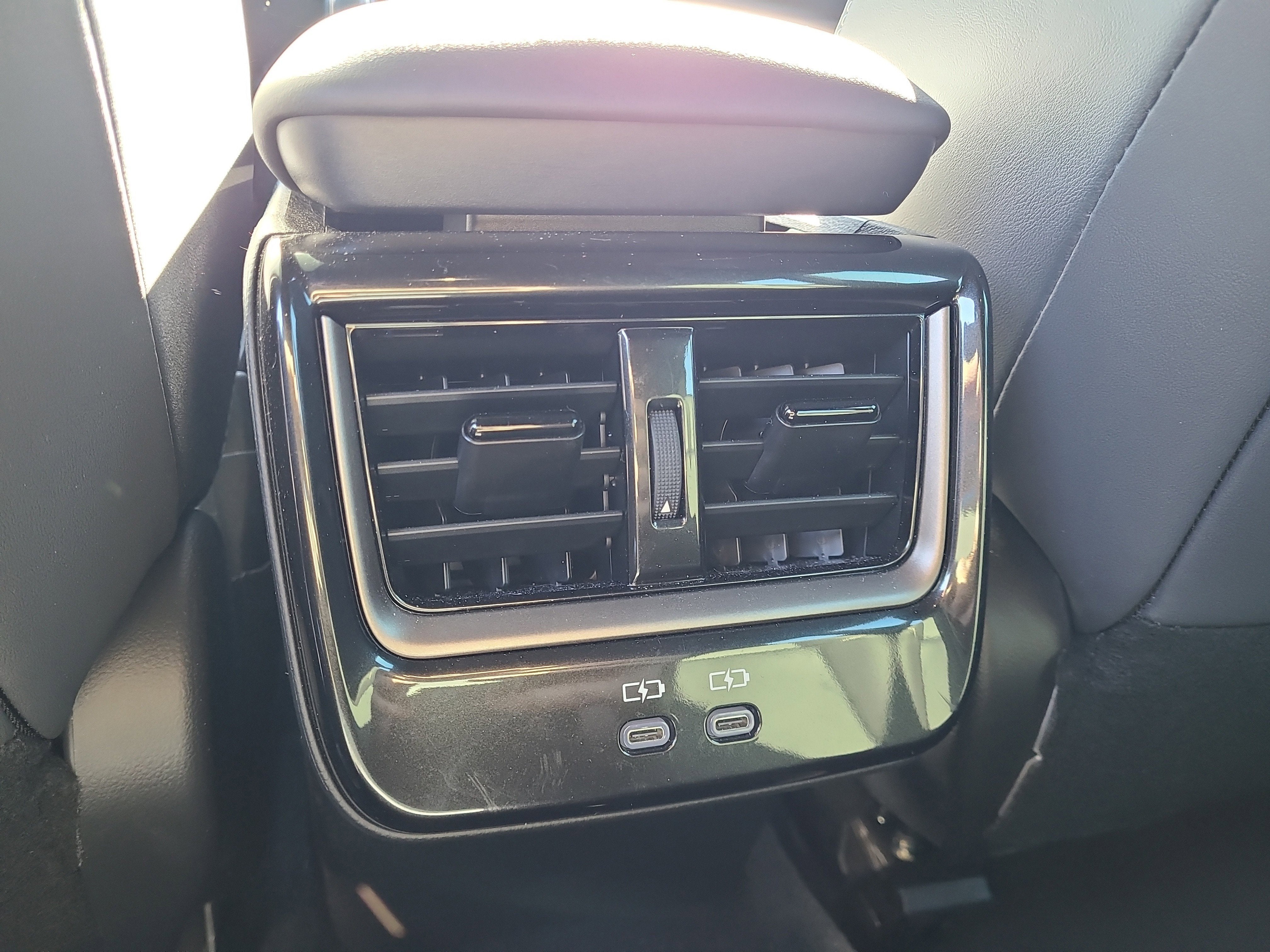 2025 Toyota Crown Signia XLE