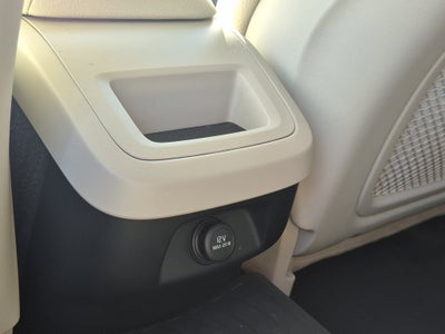 2020 Volvo V60 Momentum