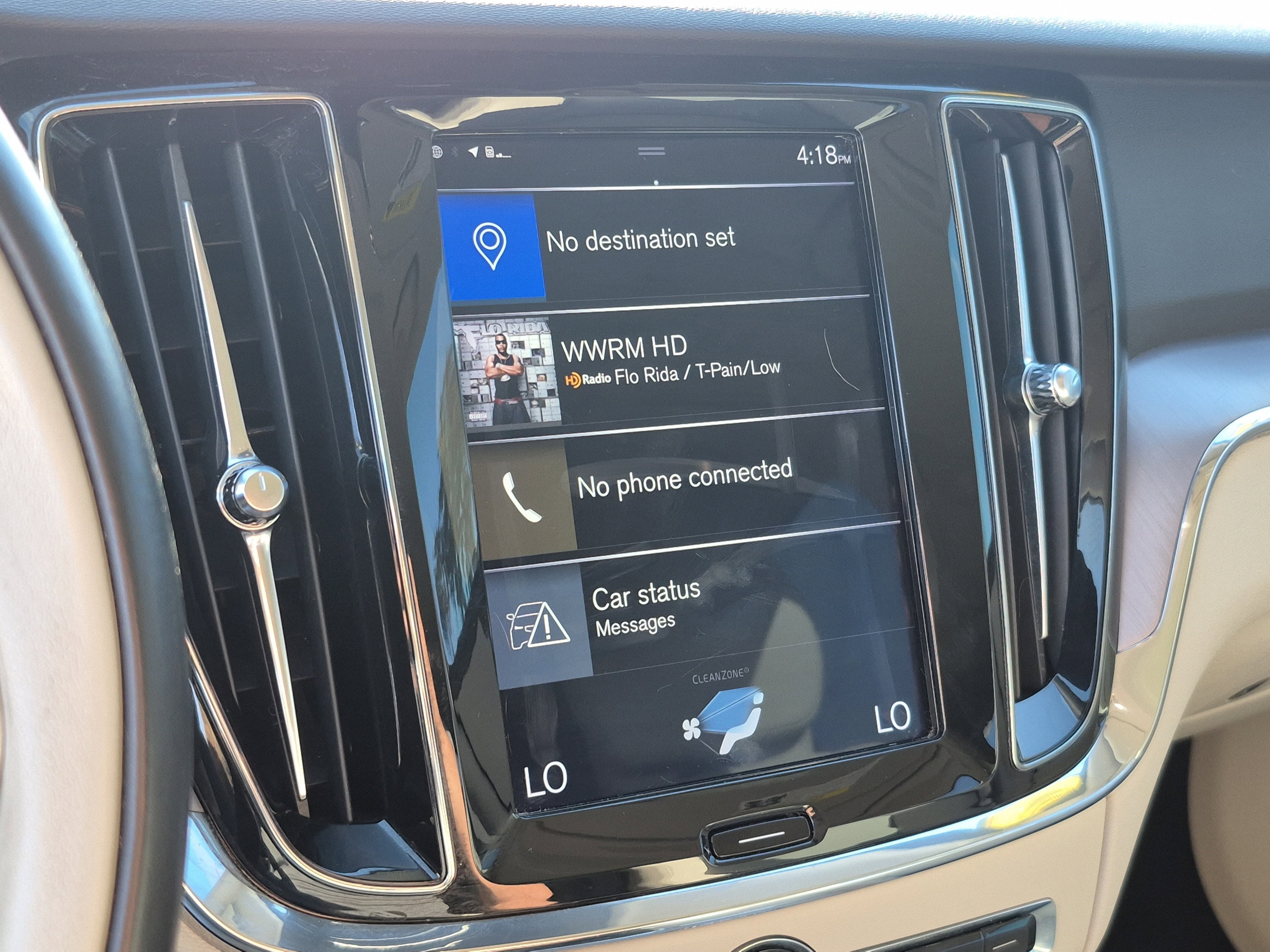 2020 Volvo V60 Momentum