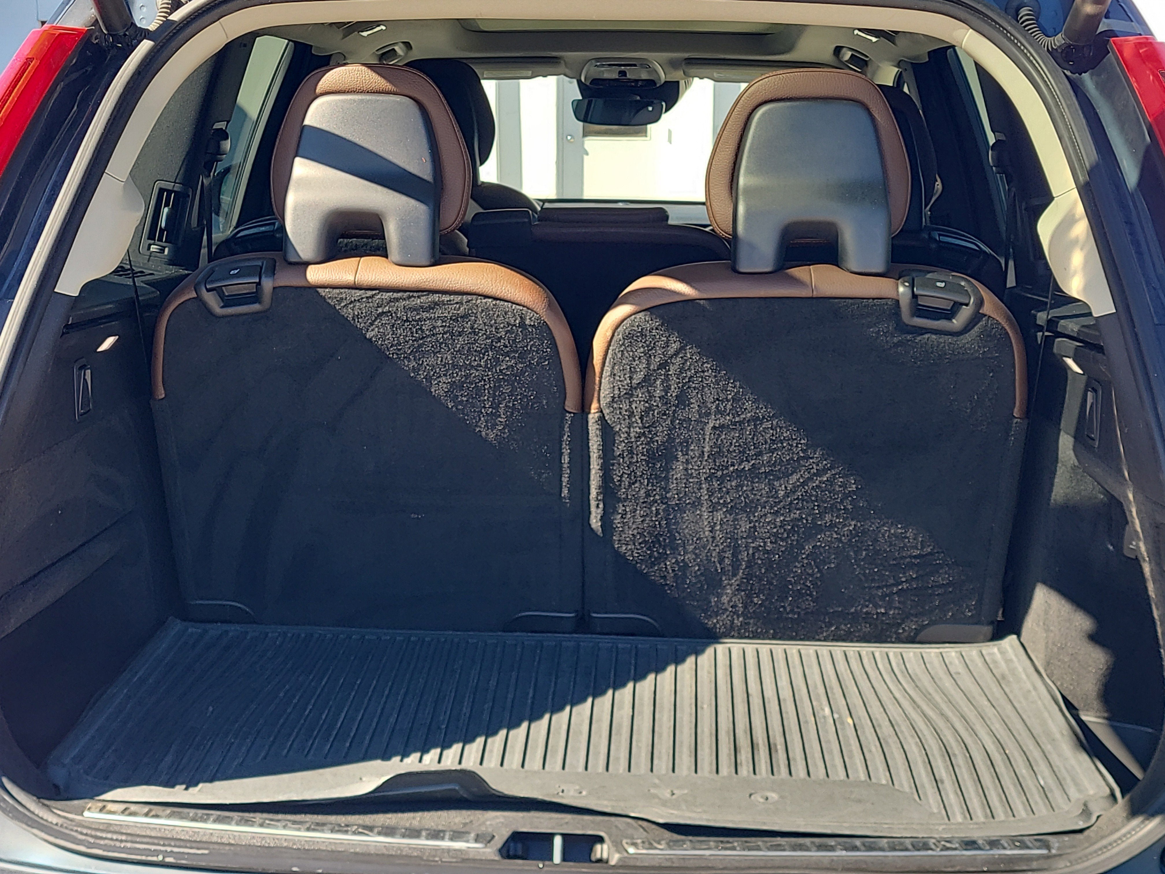 2020 Volvo XC90 Momentum