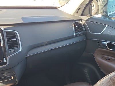 2020 Volvo XC90 Momentum
