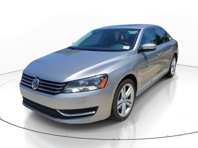2014 Volkswagen Passat 1.8T SE