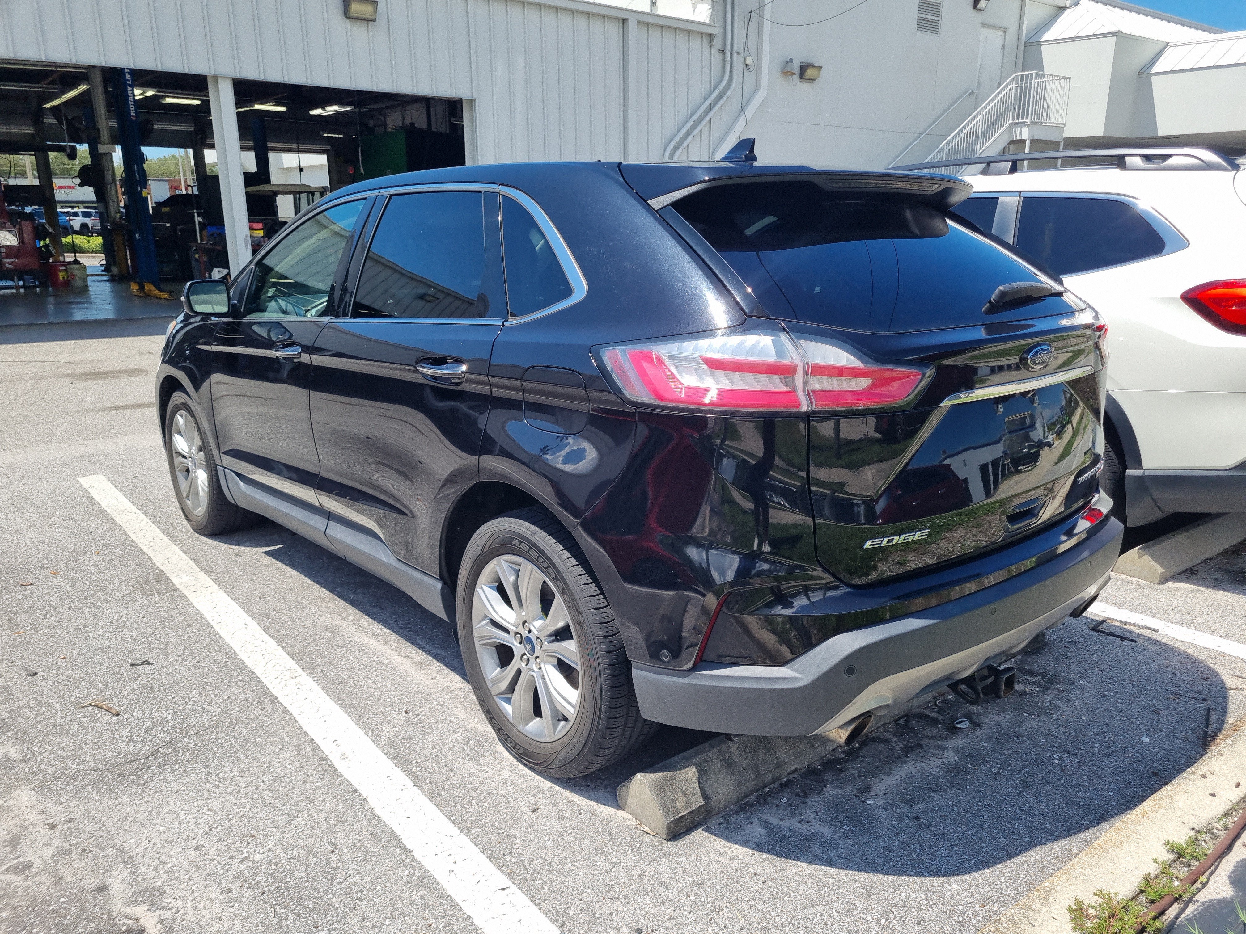 2019 Ford Edge Titanium