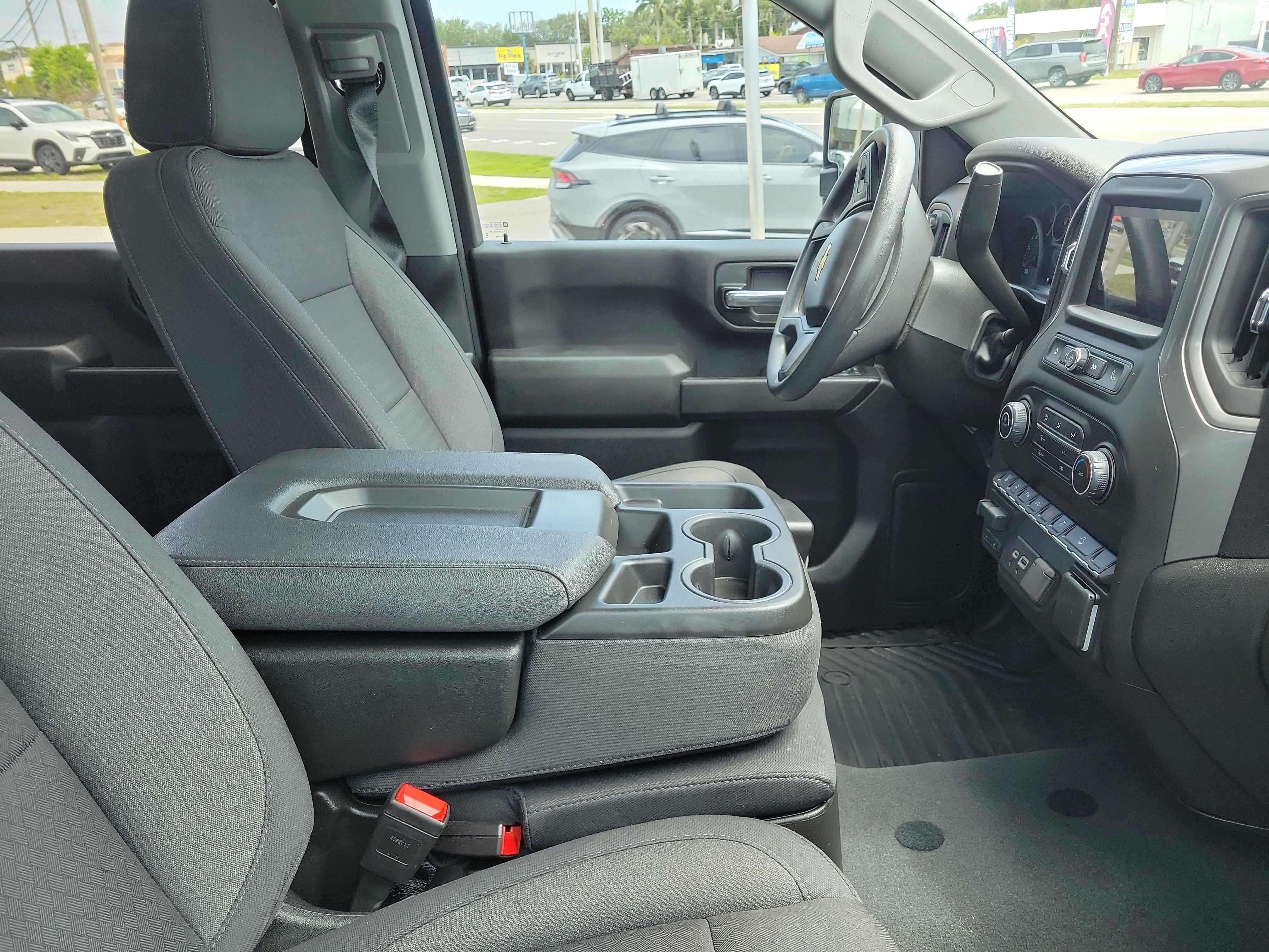 2025 Chevrolet Silverado 2500HD Custom