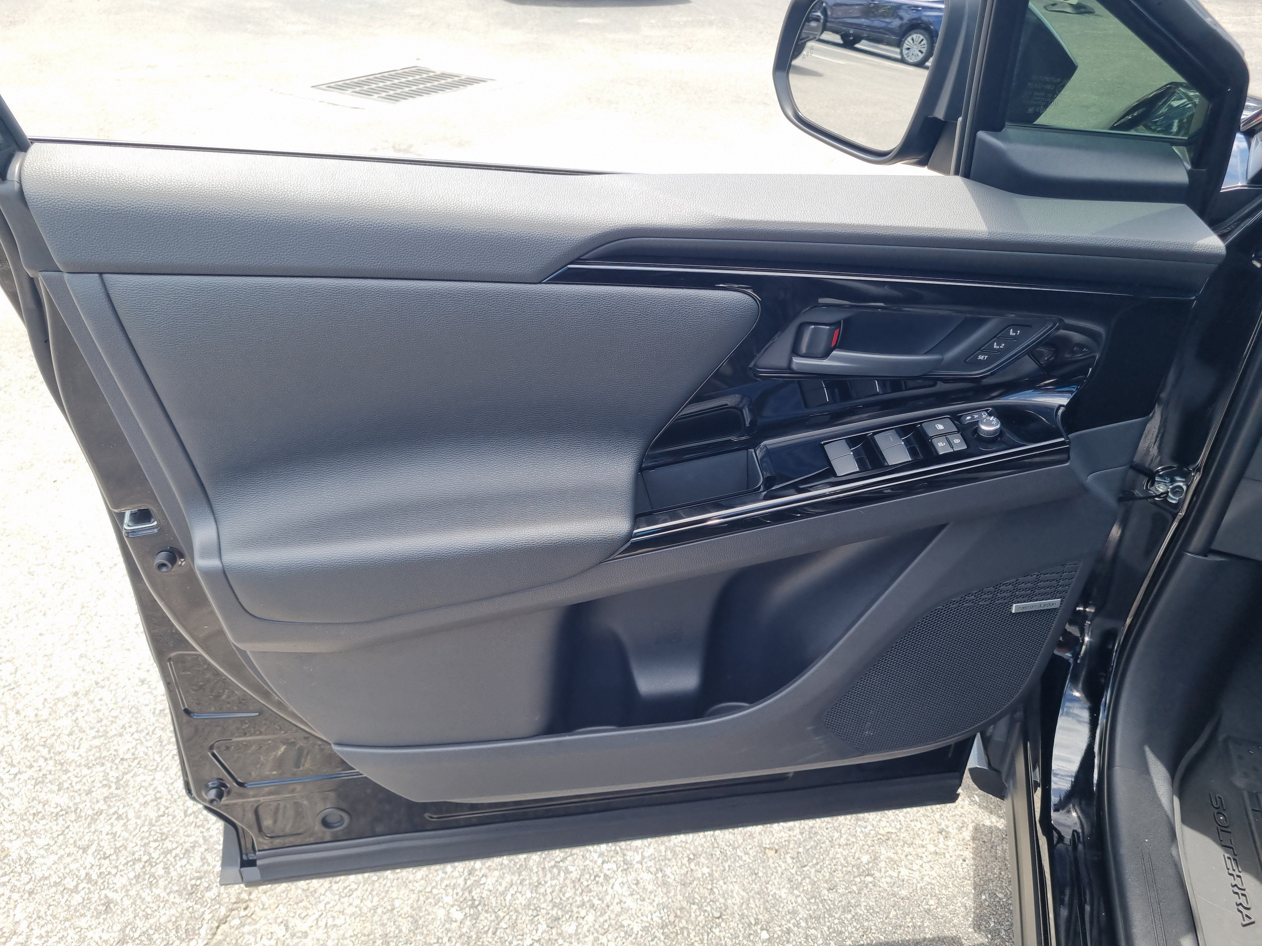 2025 Subaru Solterra Touring Onyx Edition