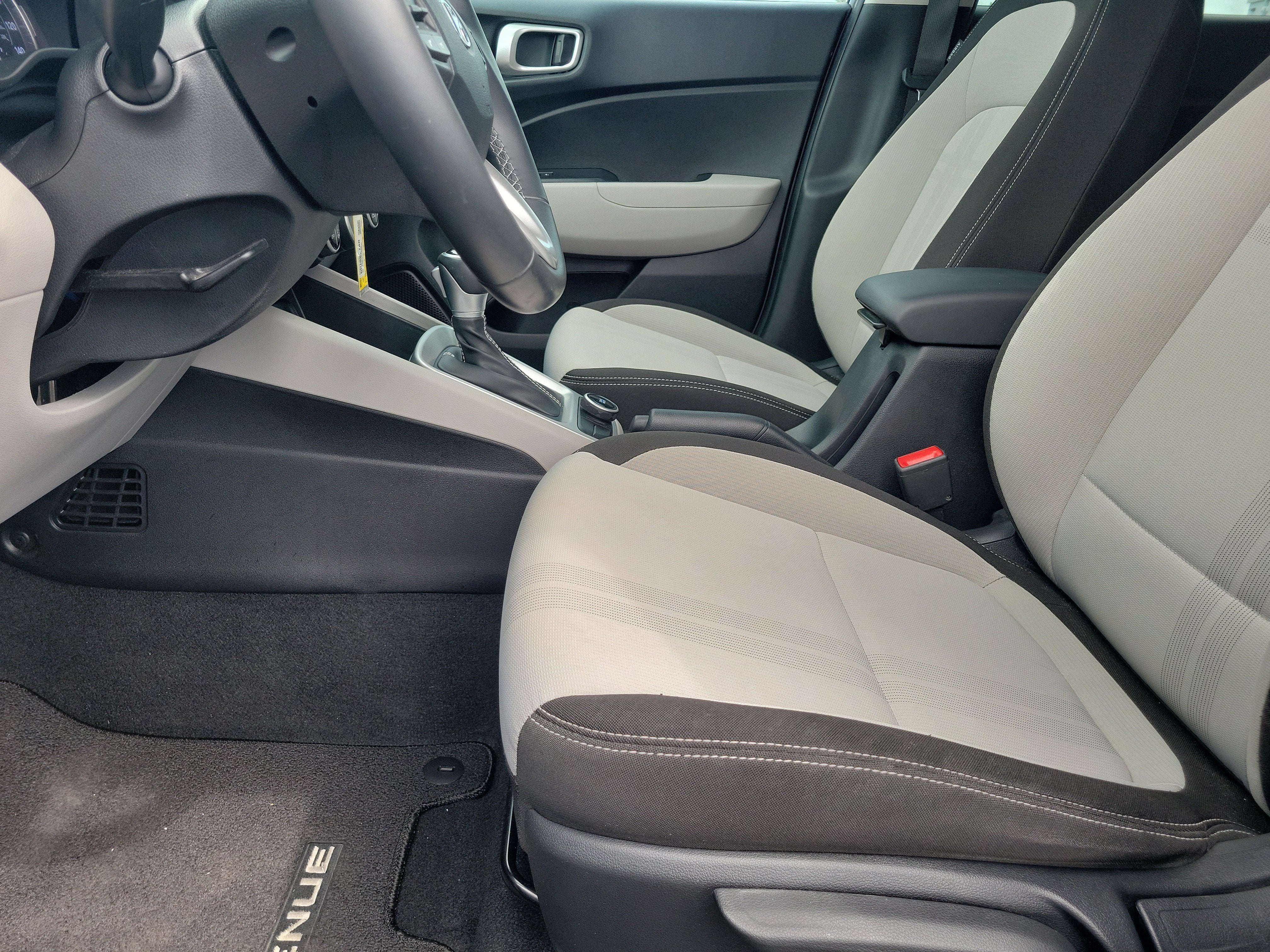 2021 Hyundai Venue SEL