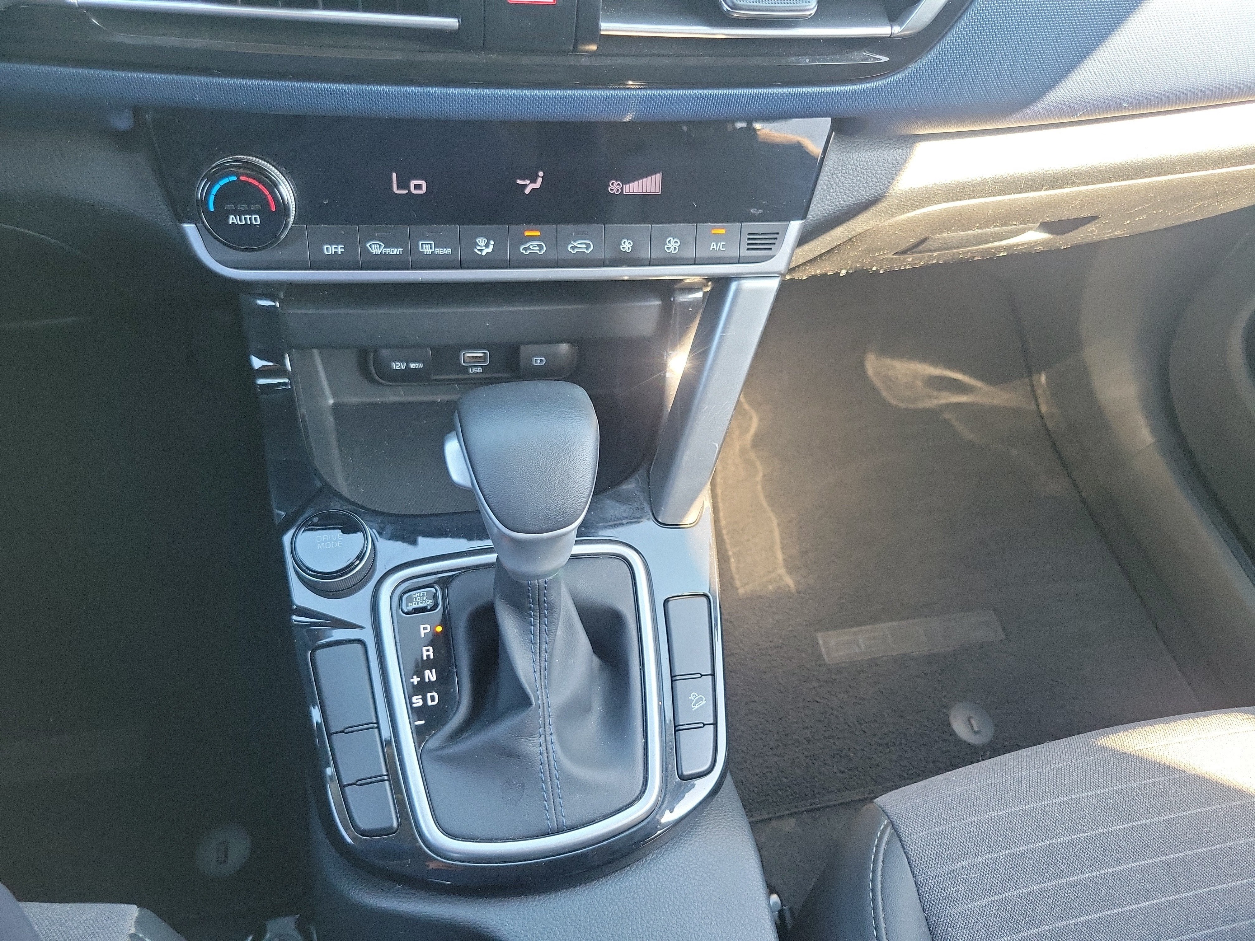 2023 Kia Seltos S