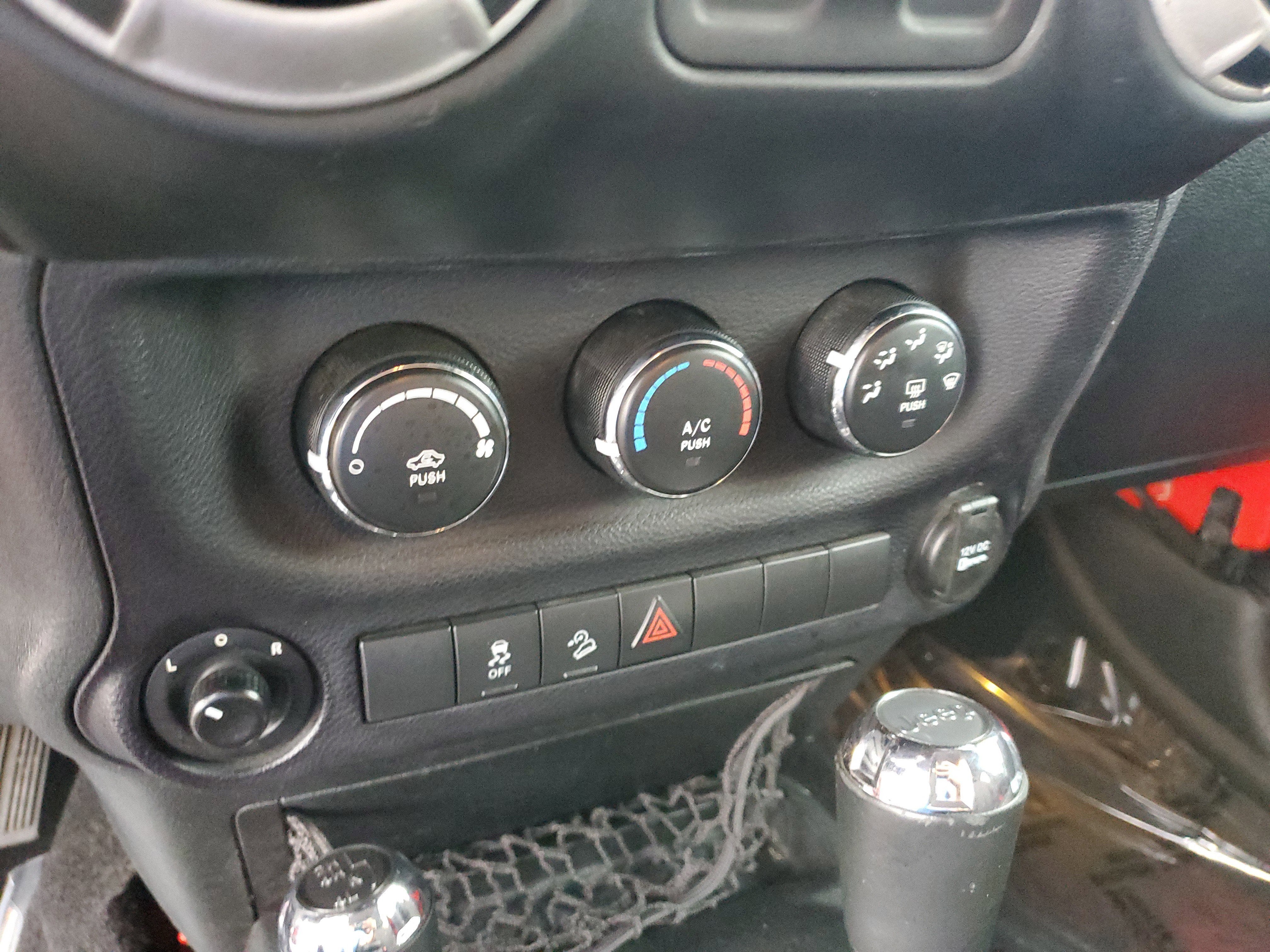 2016 Jeep Wrangler Sport