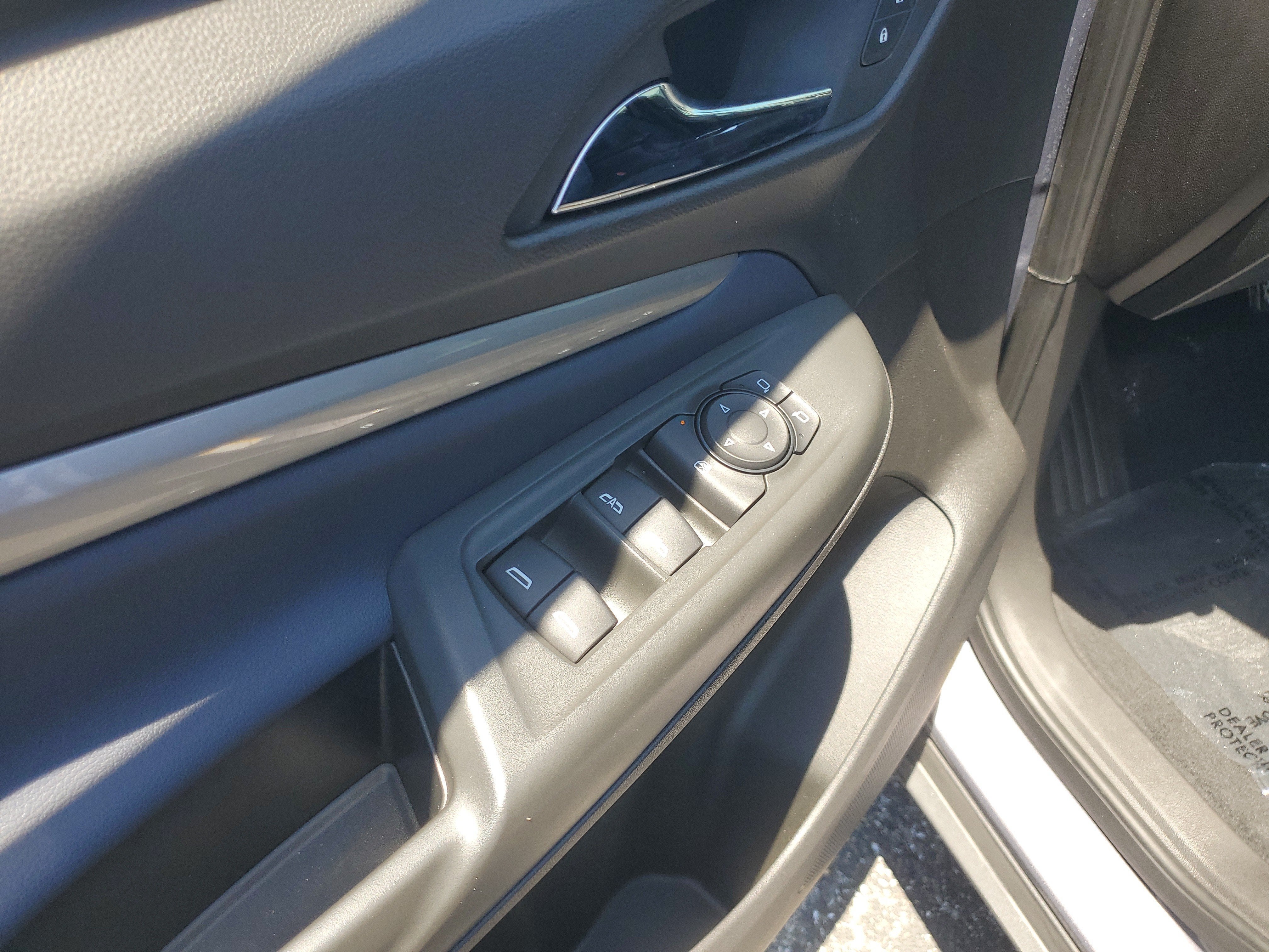 2023 Chevrolet Bolt EUV LT