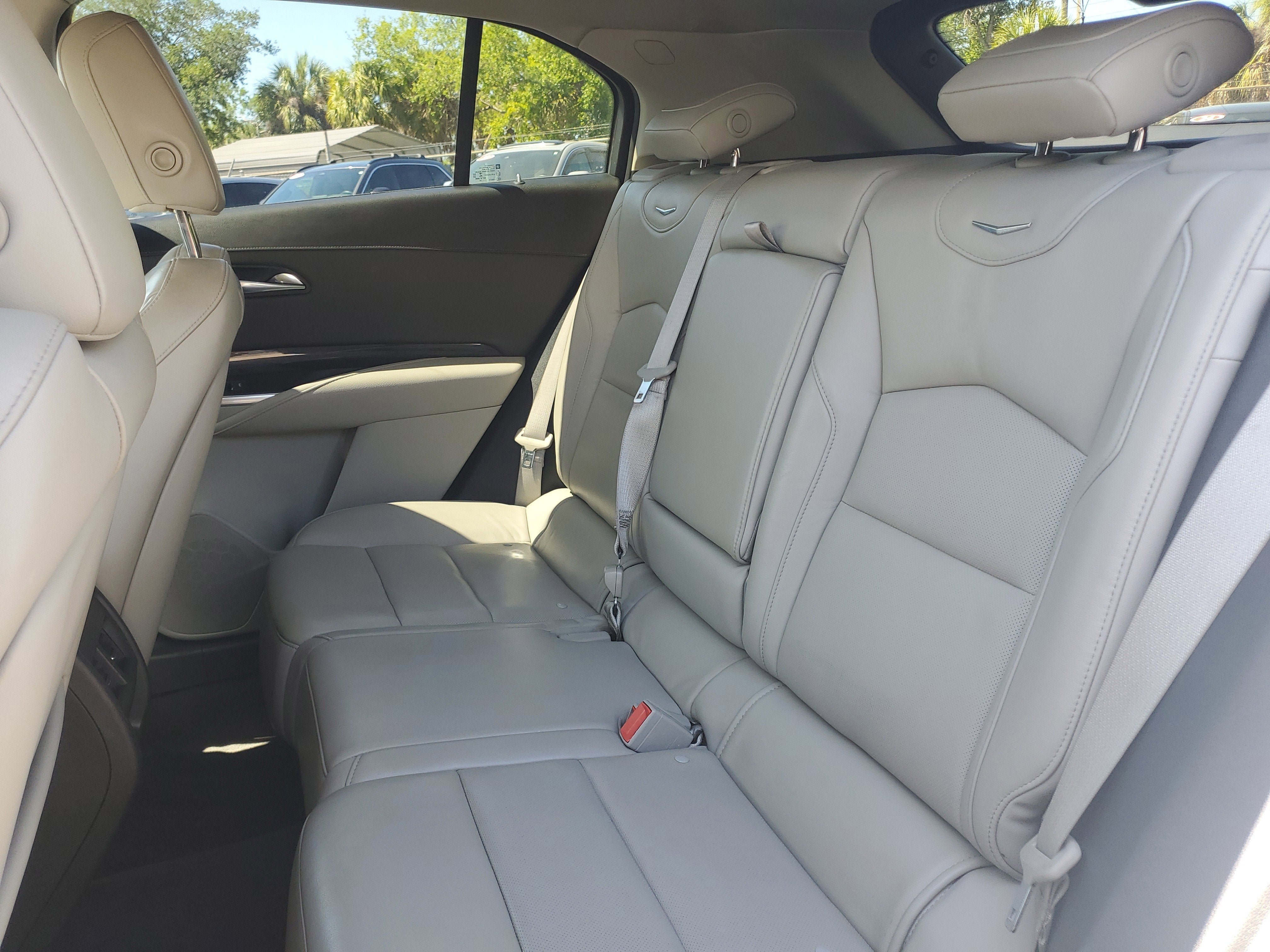 2019 Cadillac XT4 FWD Premium Luxury