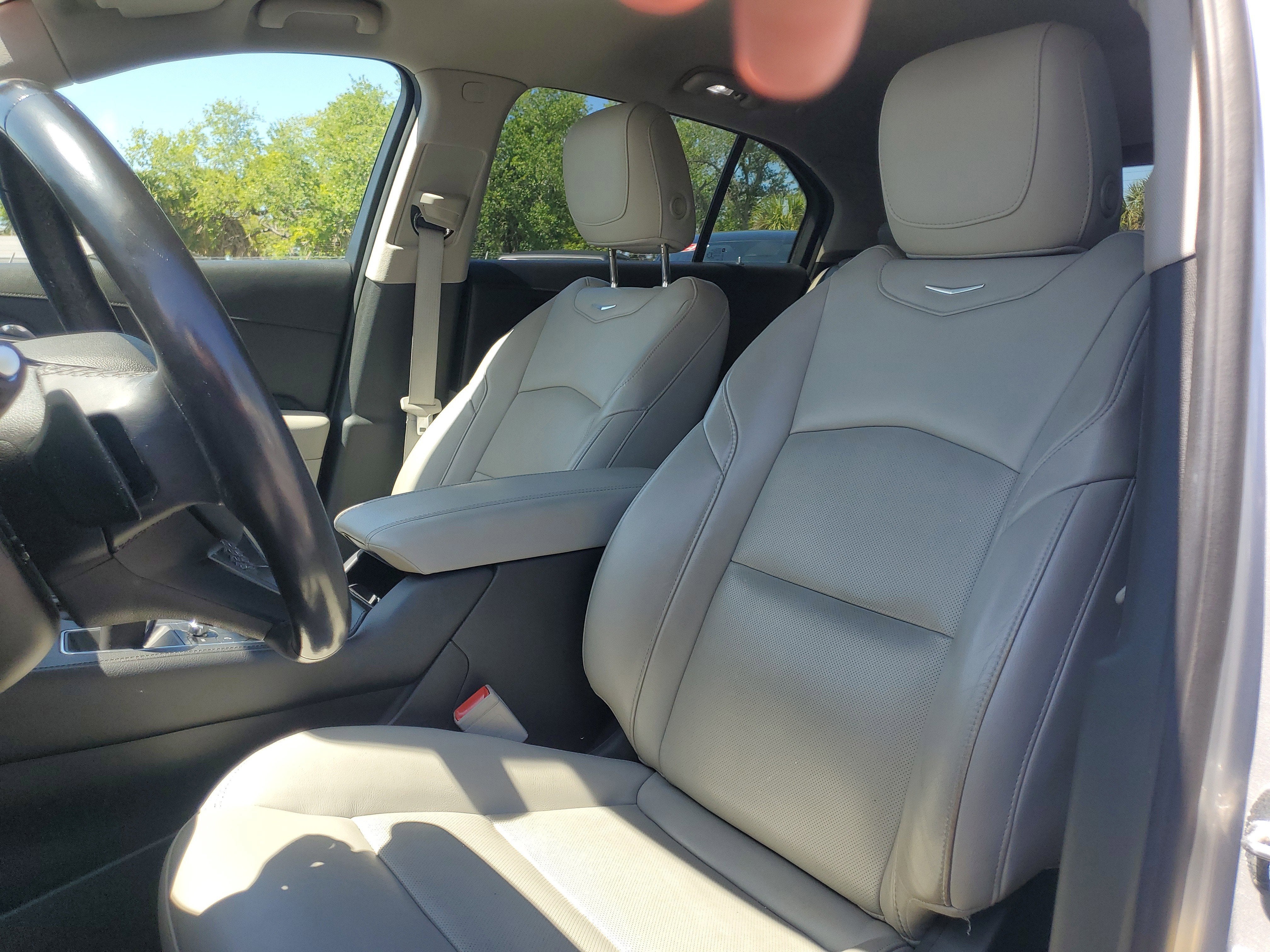 2019 Cadillac XT4 FWD Premium Luxury