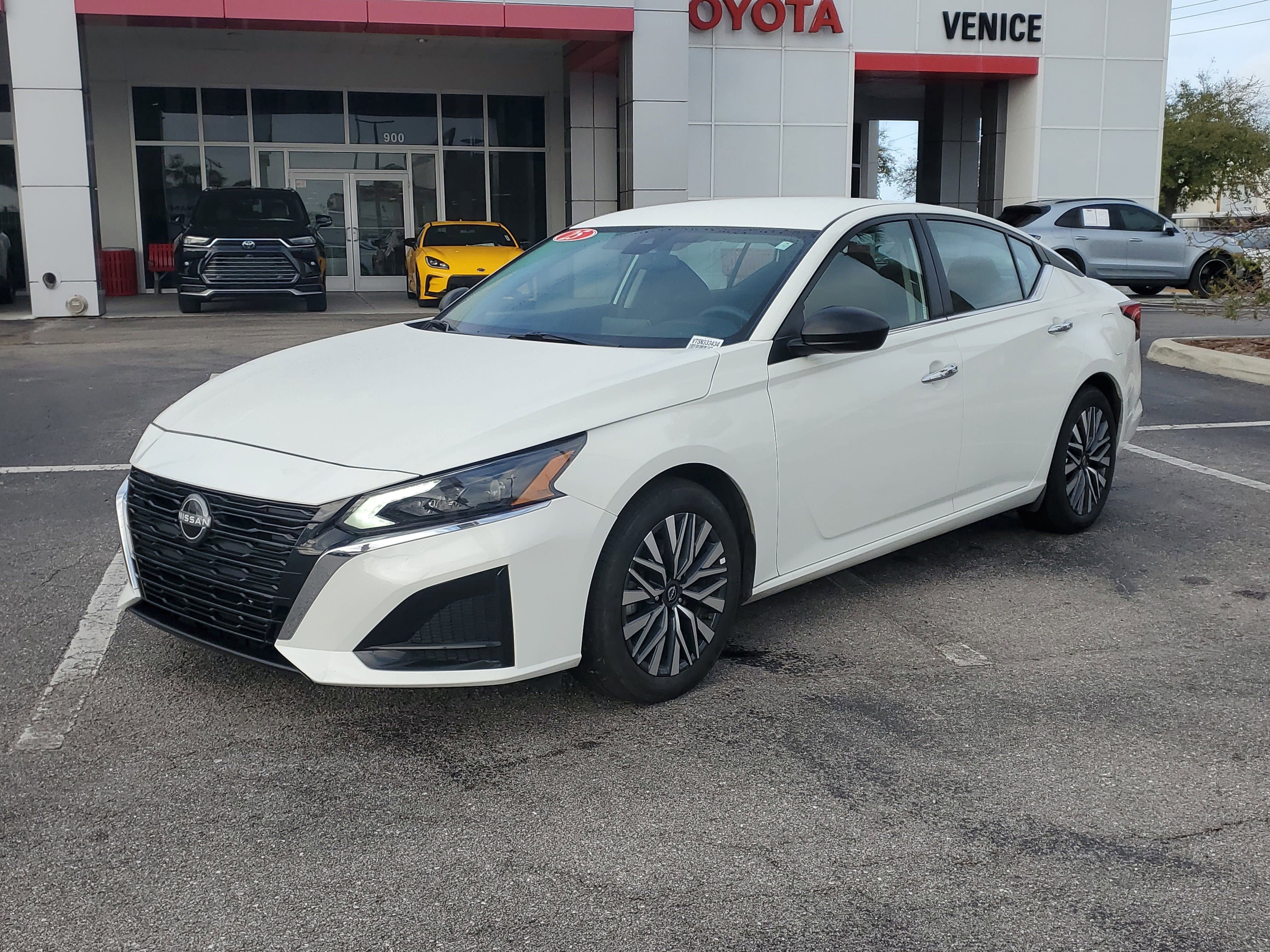 2025 Nissan Altima SV