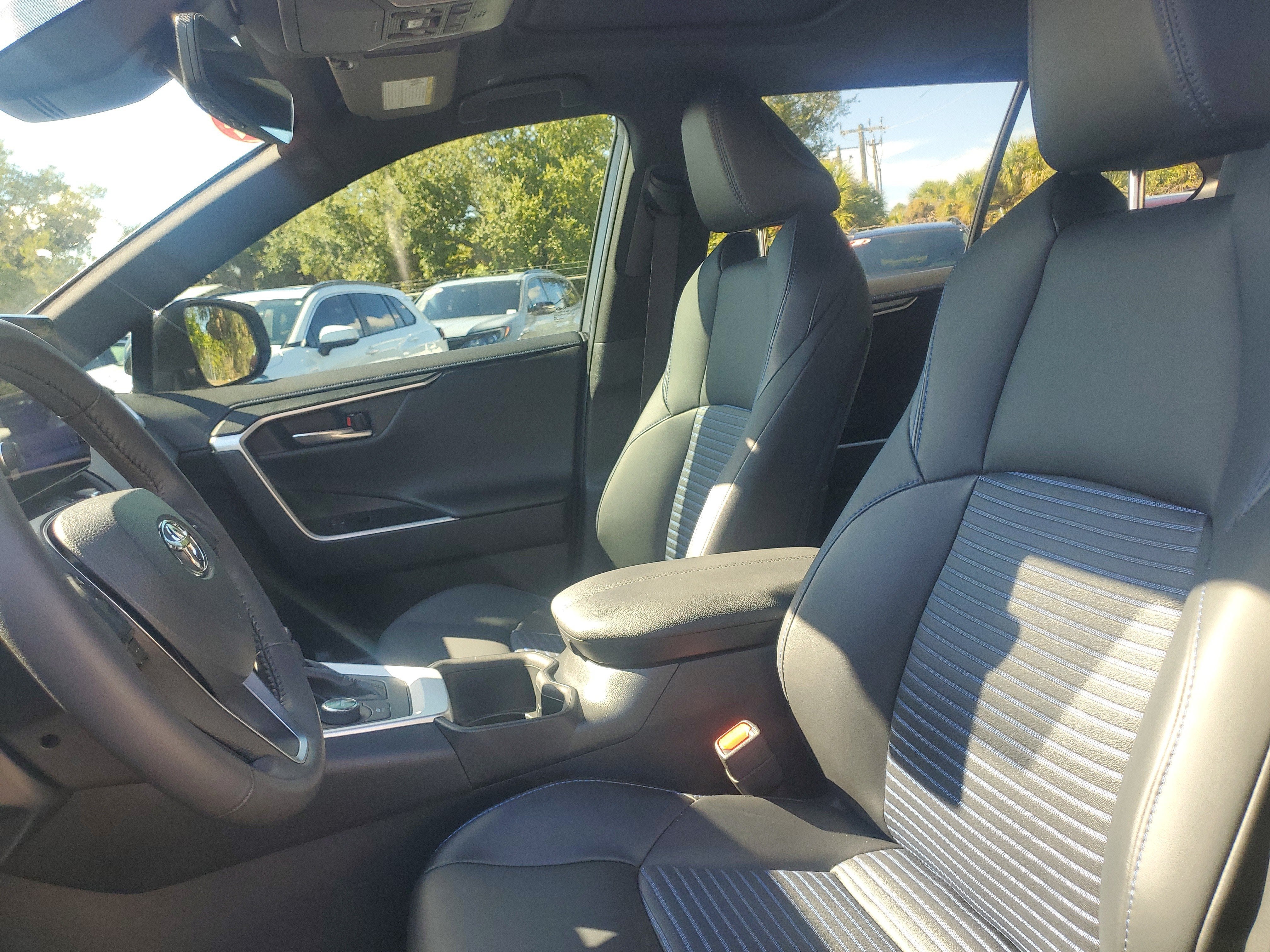 2023 Toyota RAV4 Hybrid XSE