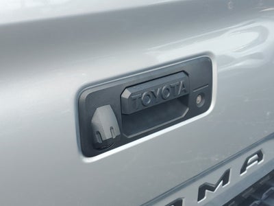 2022 Toyota Tacoma 4WD SR5