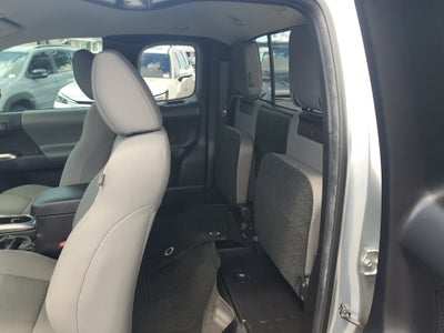 2022 Toyota Tacoma 4WD SR5
