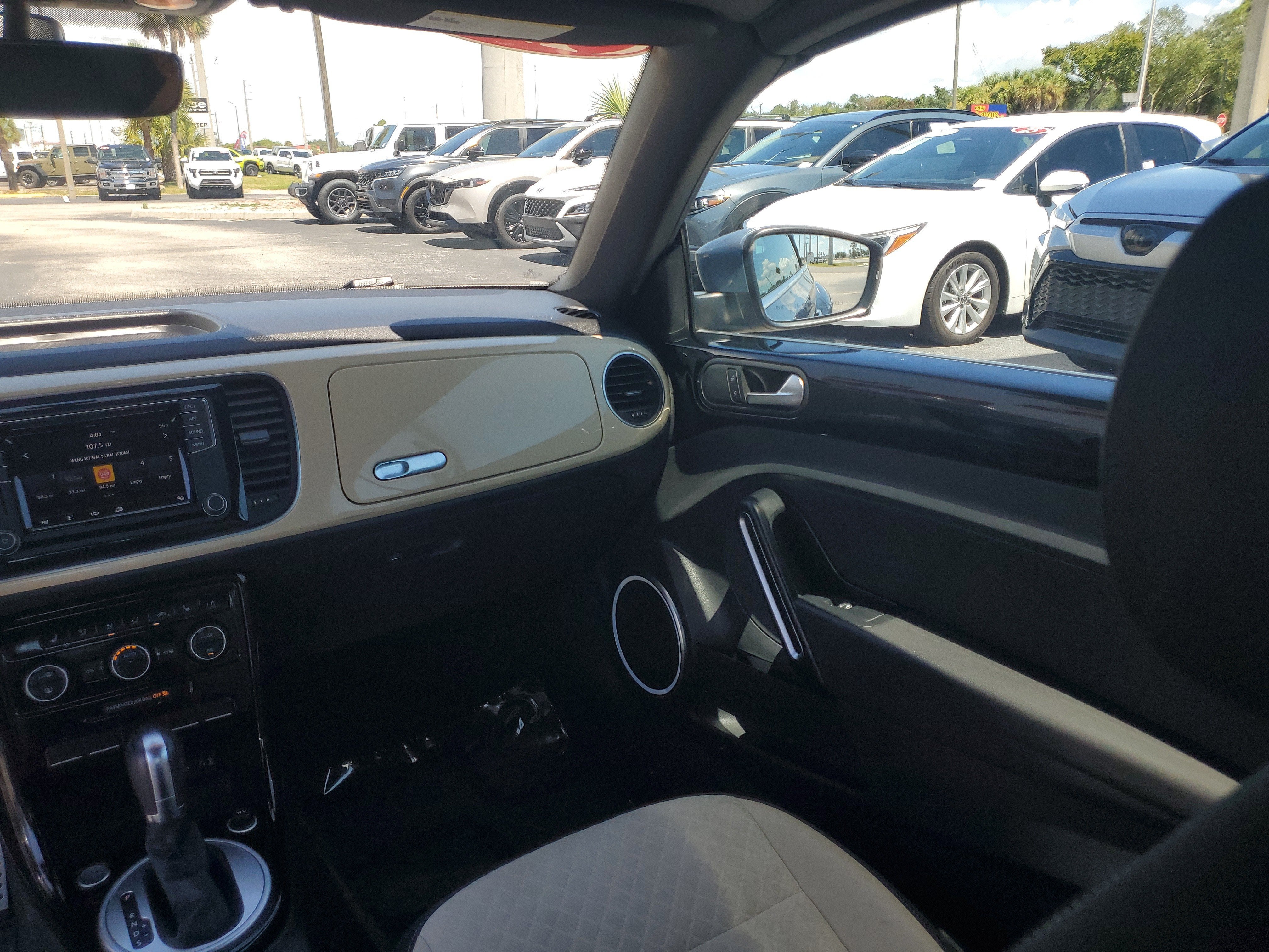 2019 Volkswagen Beetle Convertible S