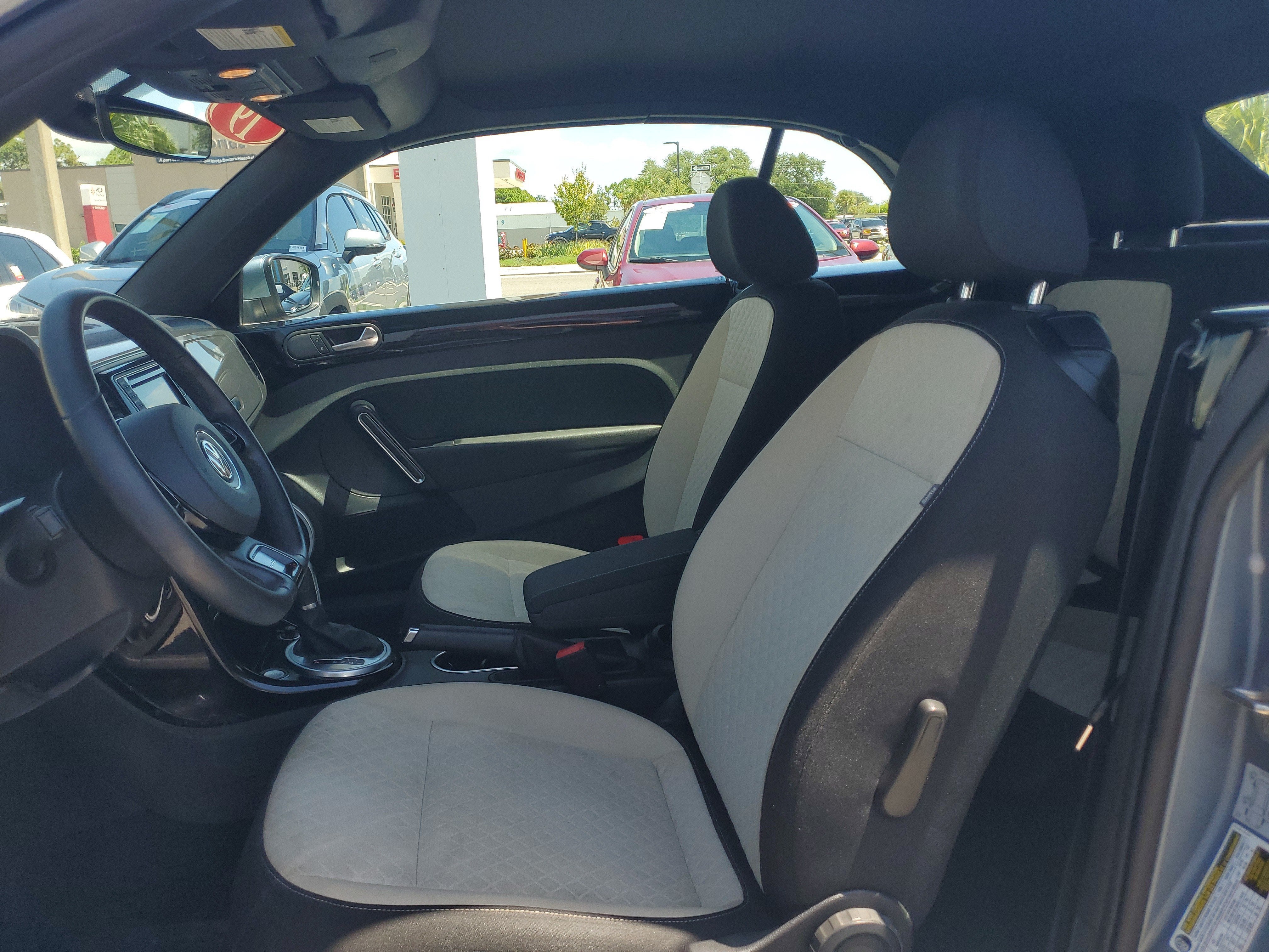2019 Volkswagen Beetle Convertible S