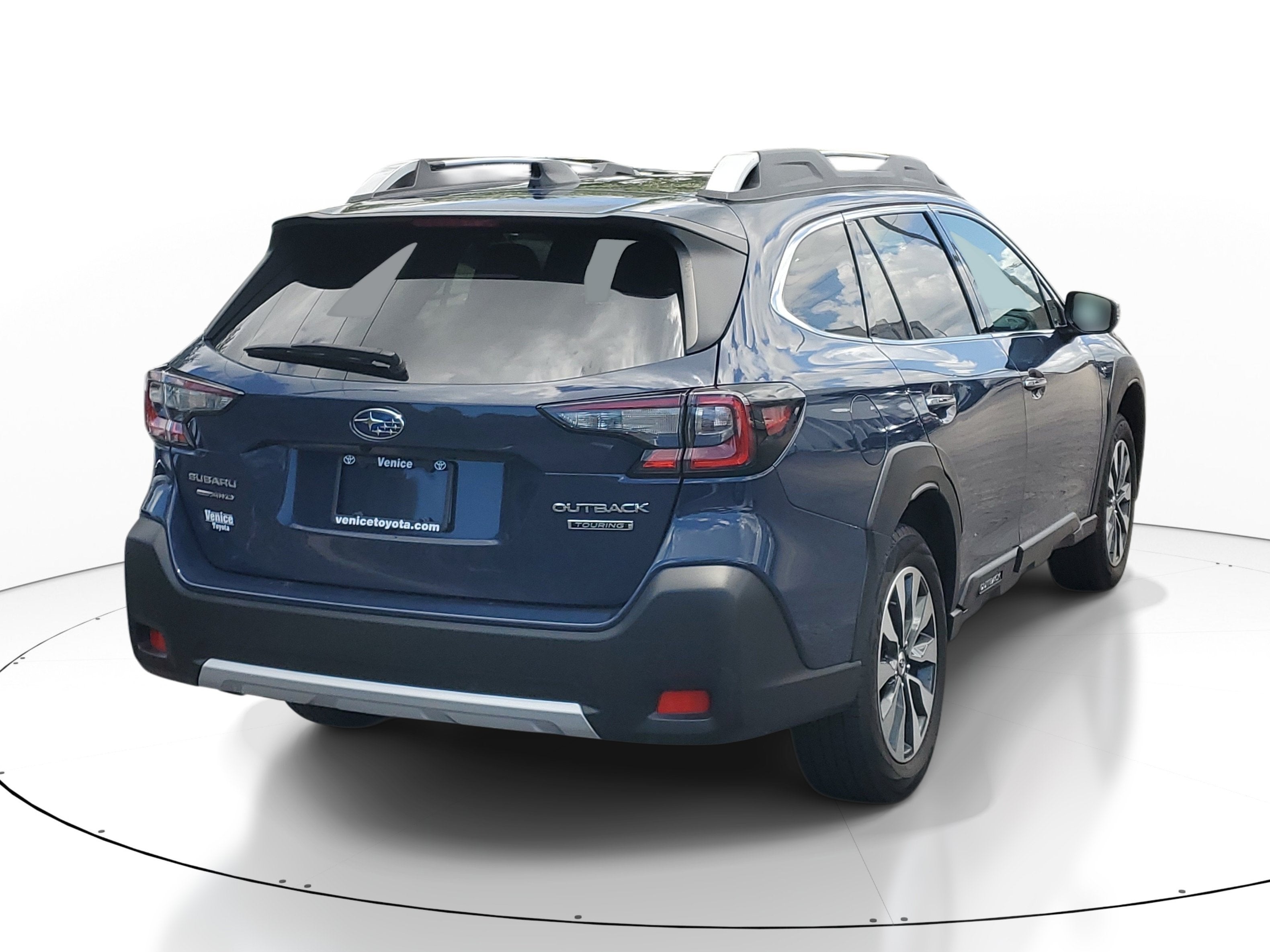2023 Subaru Outback Touring