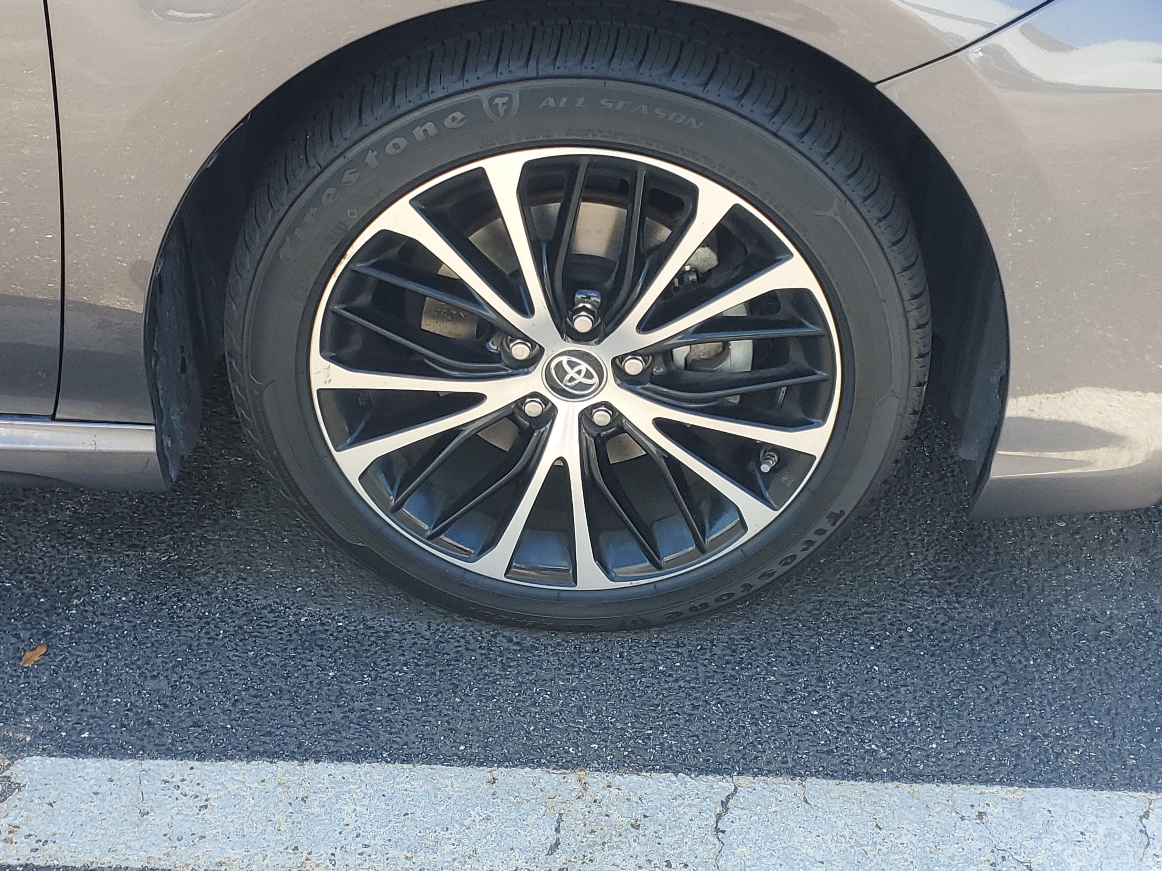 2019 Toyota Camry LE