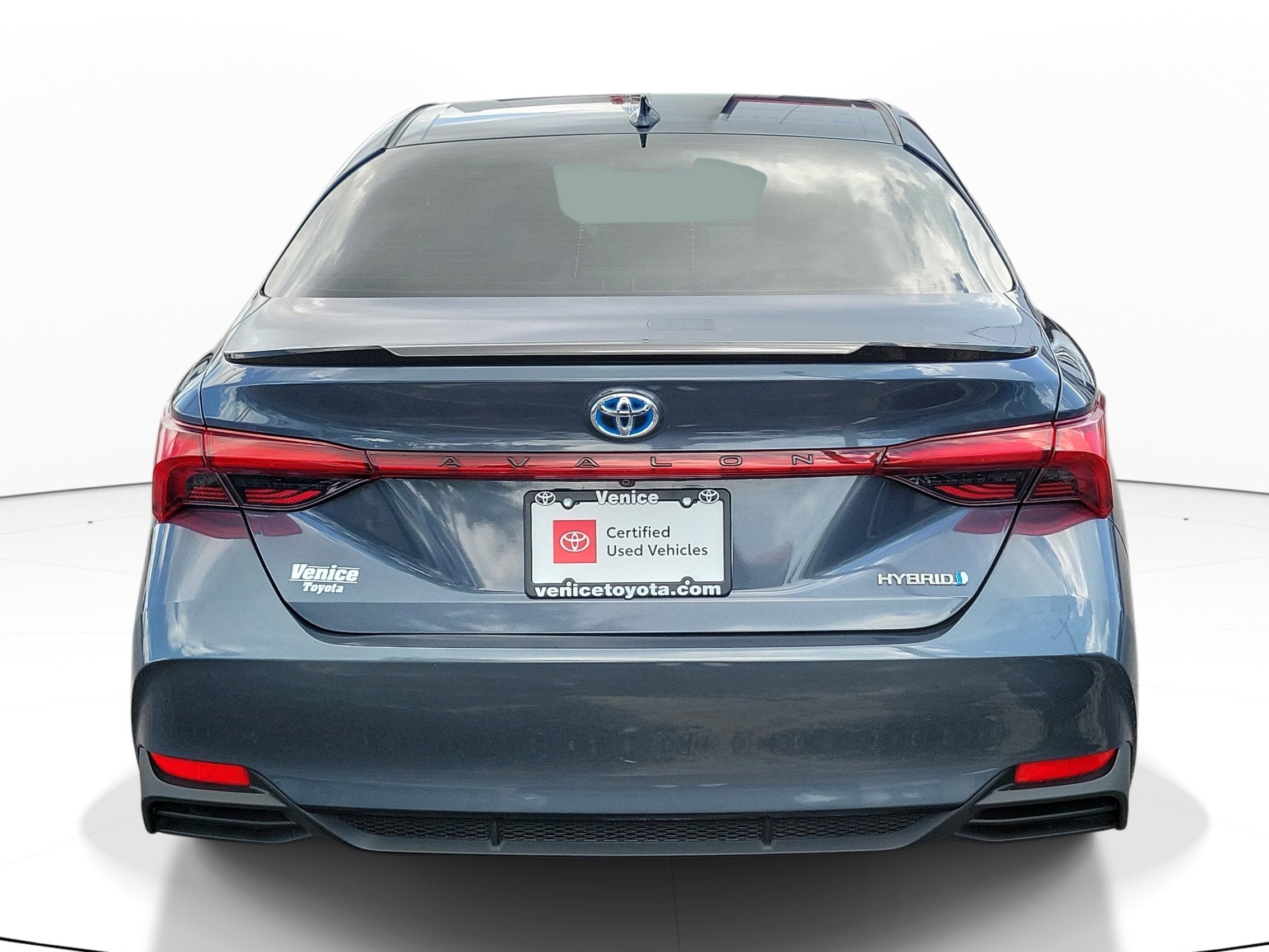 2019 Toyota Avalon Hybrid XSE