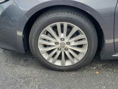 2015 Toyota Avalon Hybrid XLE Touring