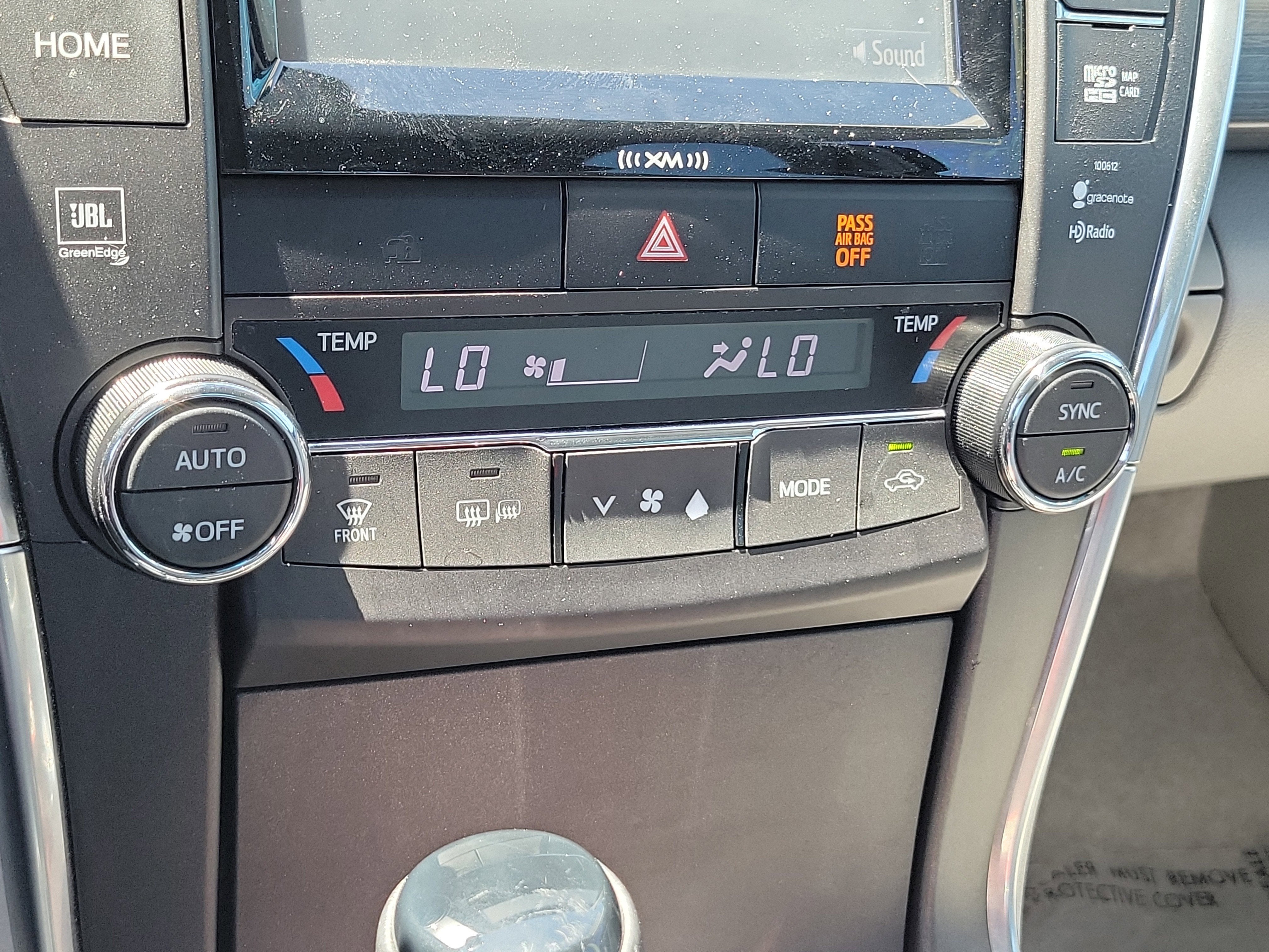 2017 Toyota Camry Hybrid LE