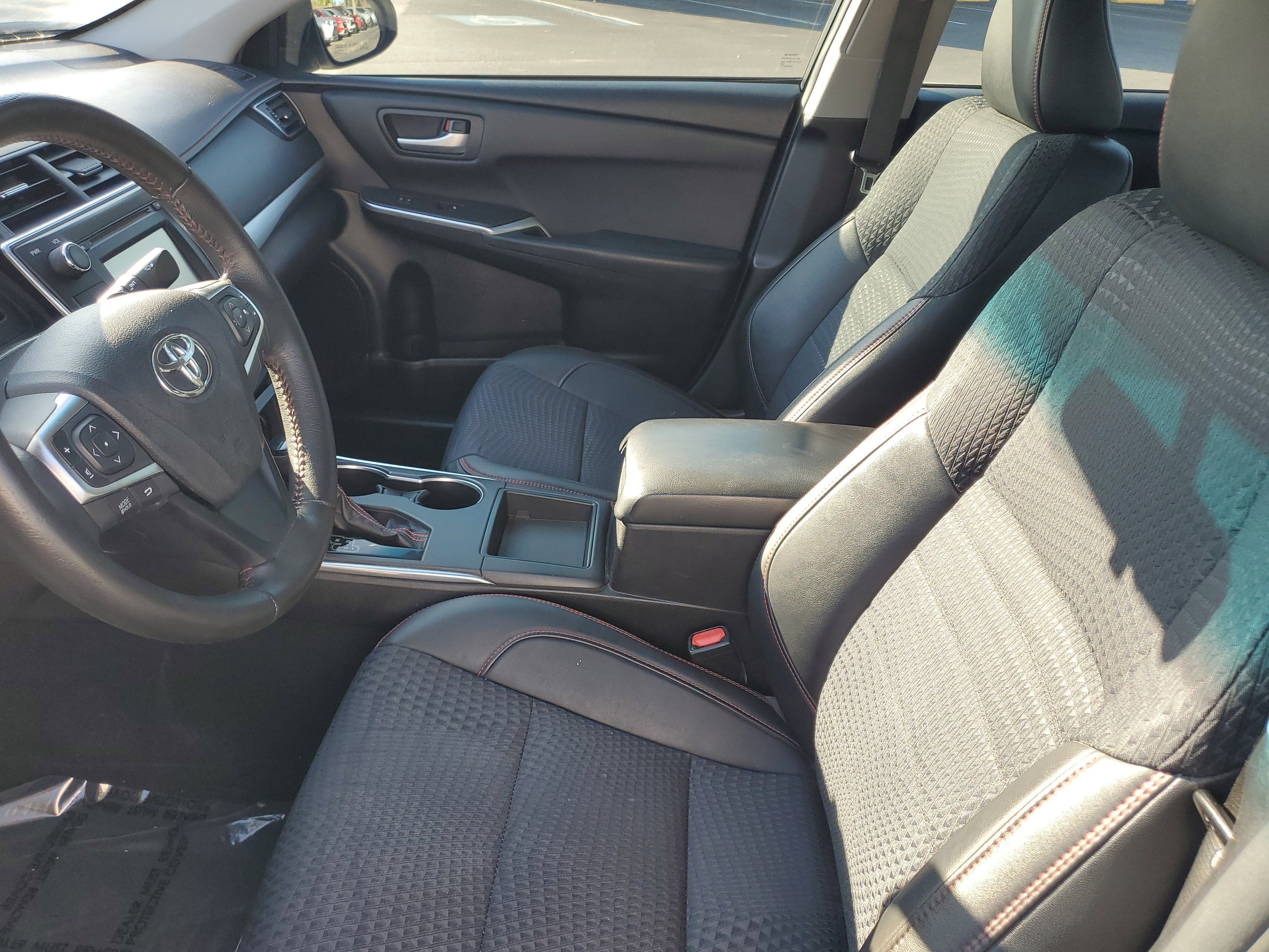 2015 Toyota Camry SE